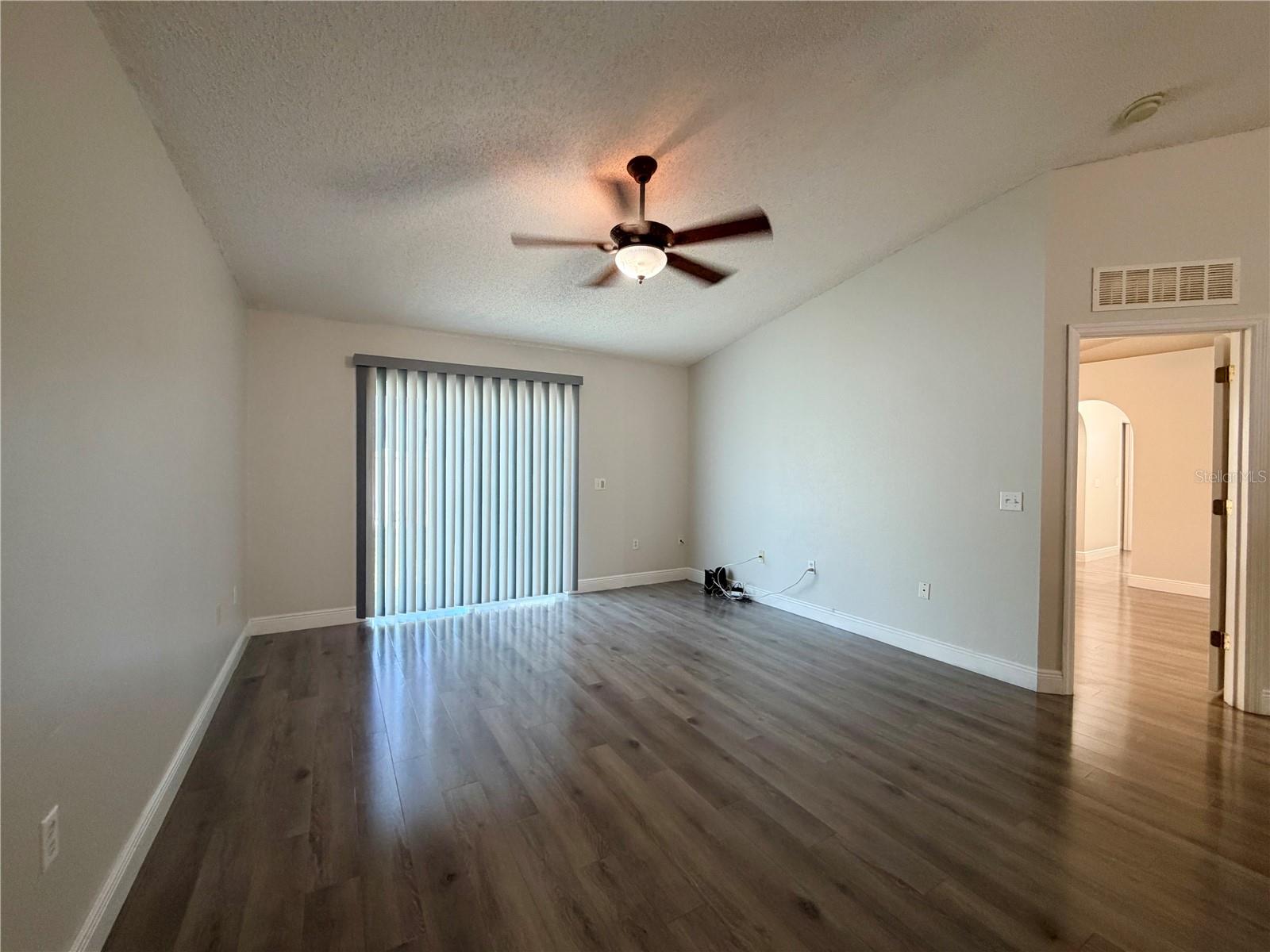 100 Cimarron Ln Property Photo 12