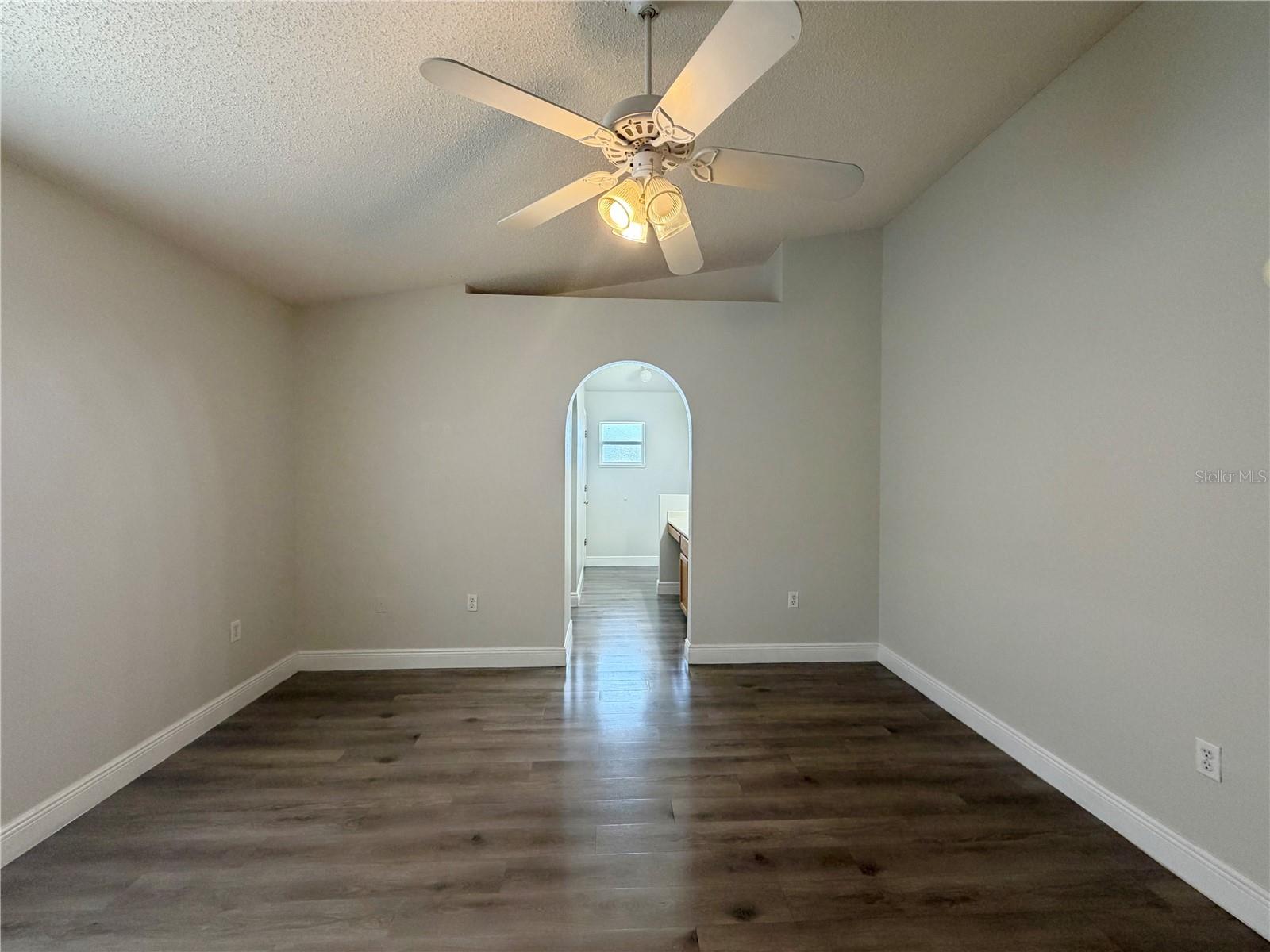 100 Cimarron Ln Property Photo 22