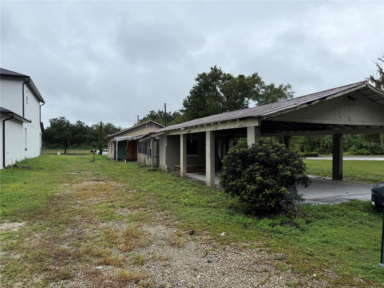 2311 S Ronald Reagan Blvd Property Photo 12
