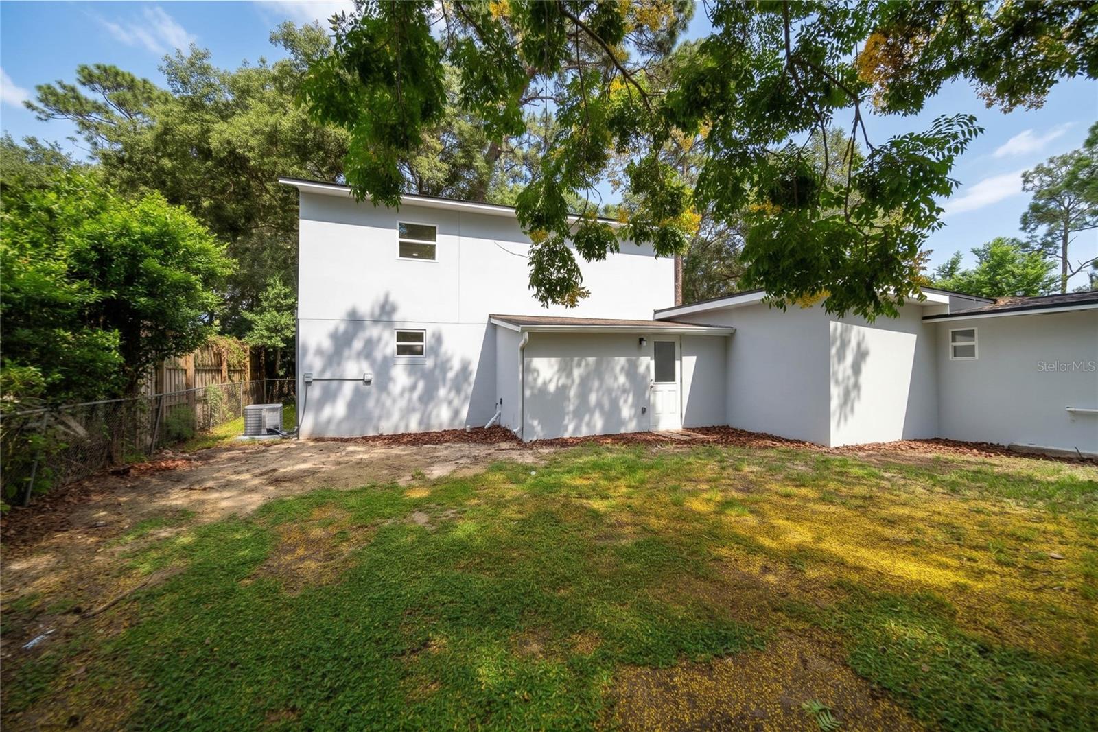 341 E Citrus St Property Photo 44