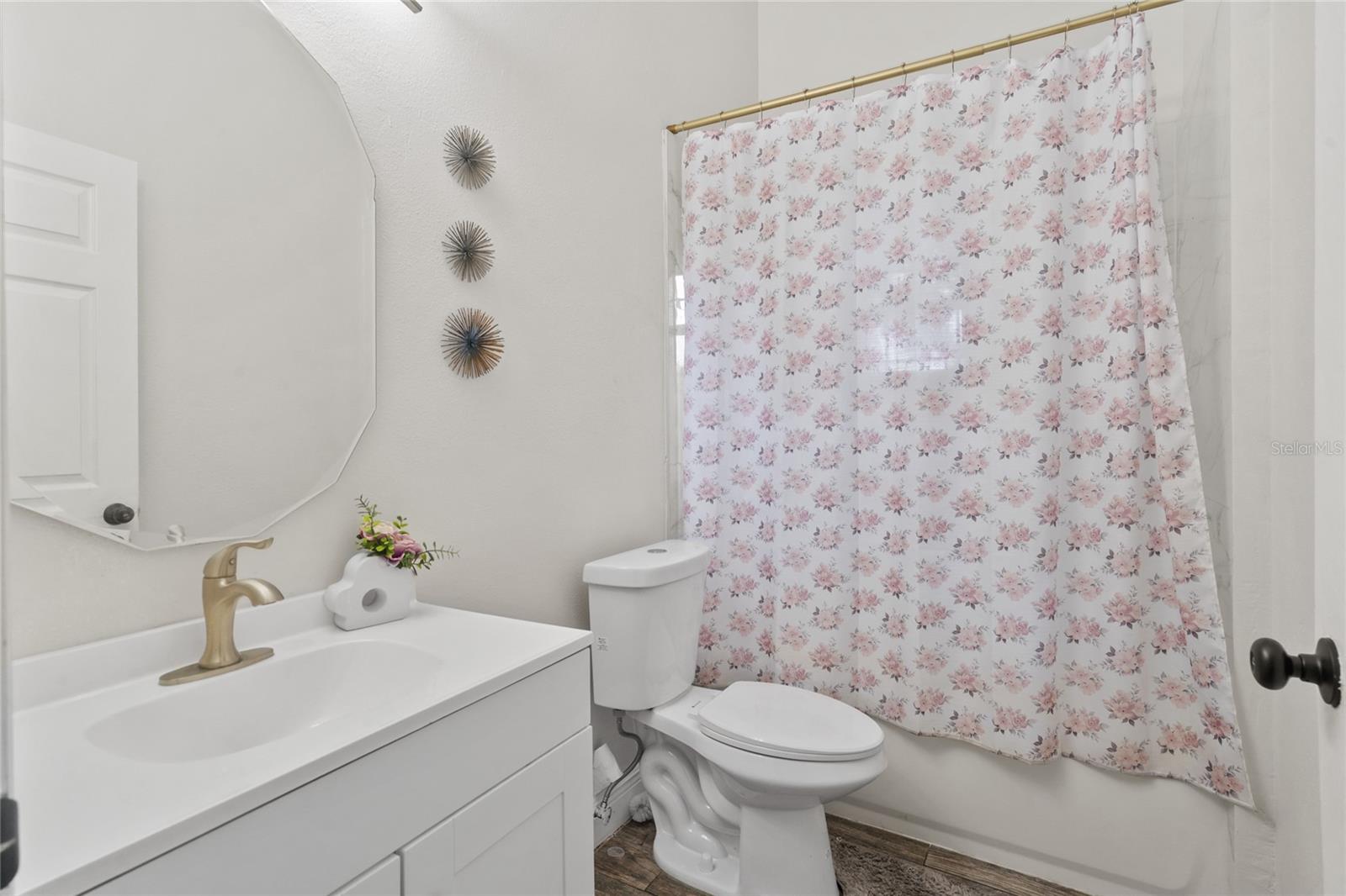 4453 Conley St Property Photo 14