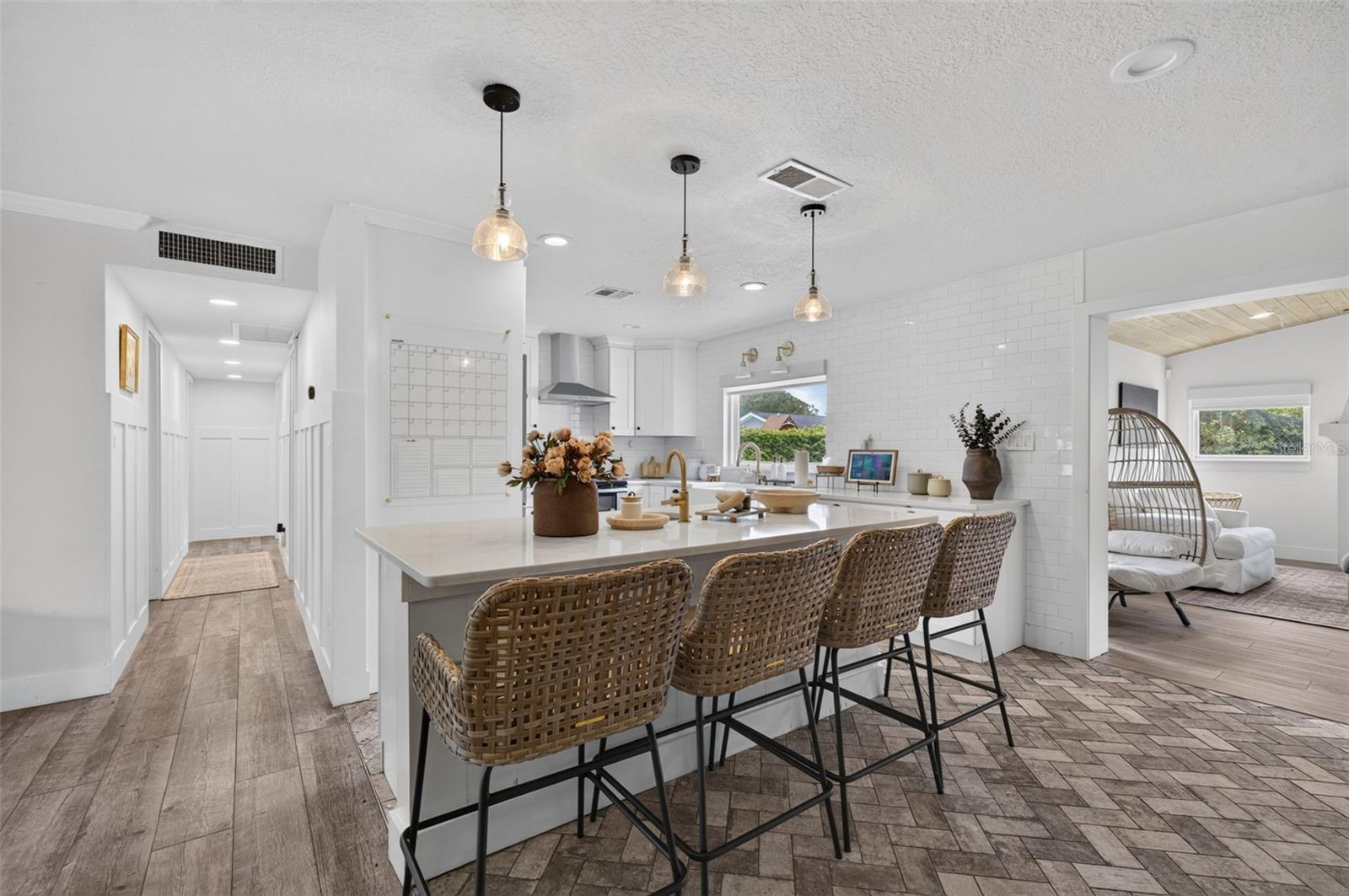 2050 Thunderbird Trl Property Photo 12