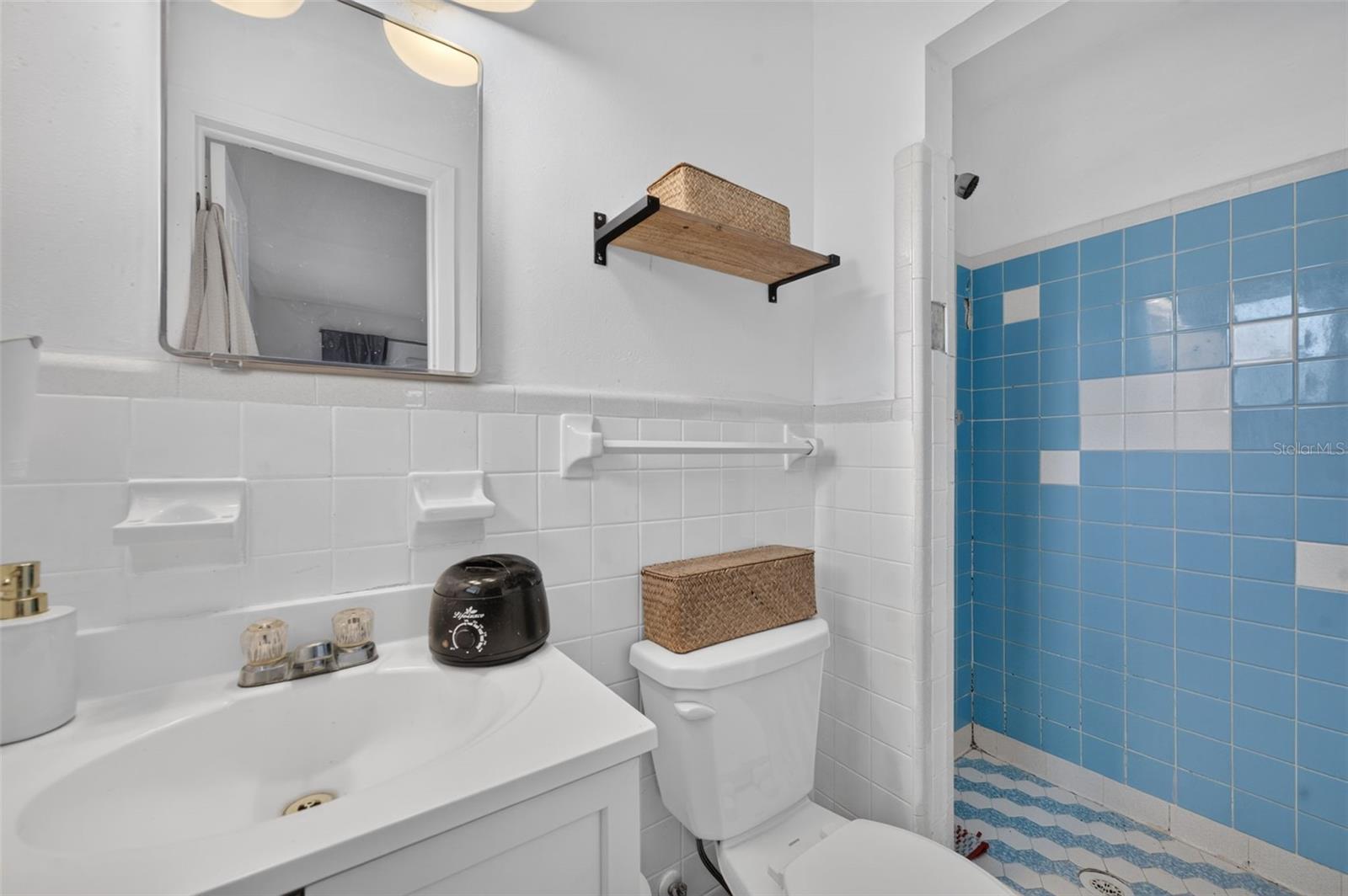 2050 Thunderbird Trl Property Photo 29