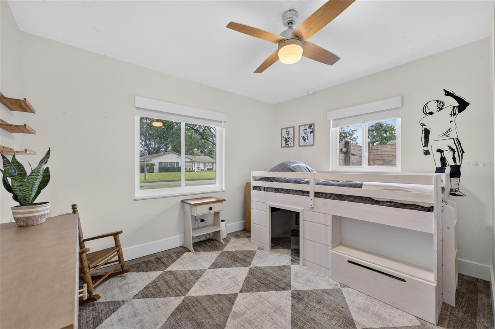 2050 Thunderbird Trl Property Photo 30