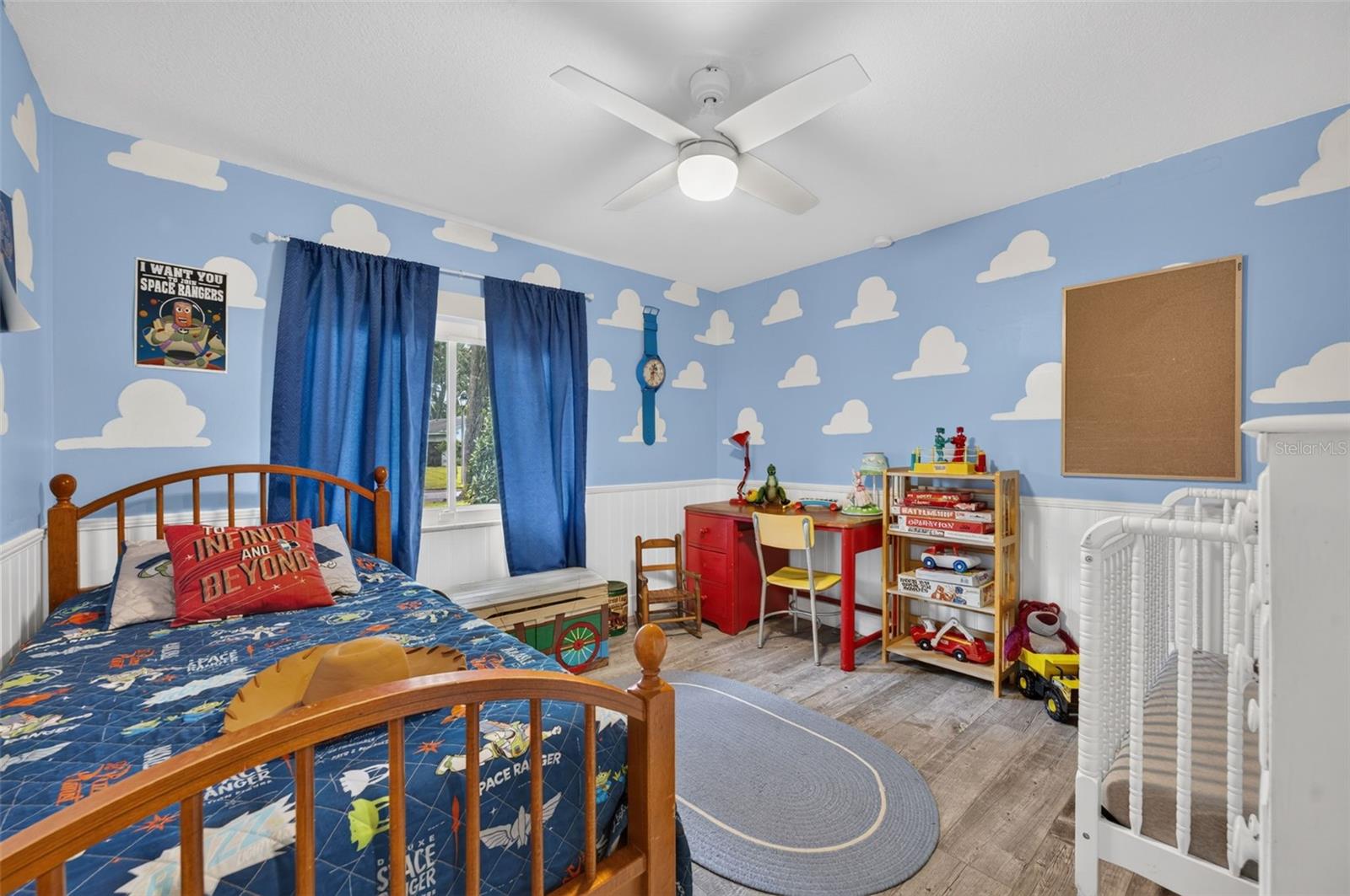 2050 Thunderbird Trl Property Photo 31