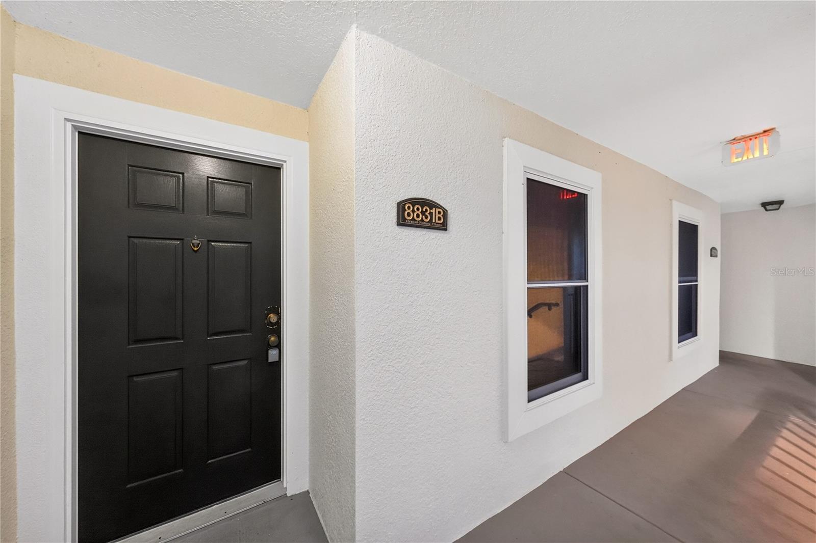 8831 Grand Palms Cir, Apt B Property Photo 2
