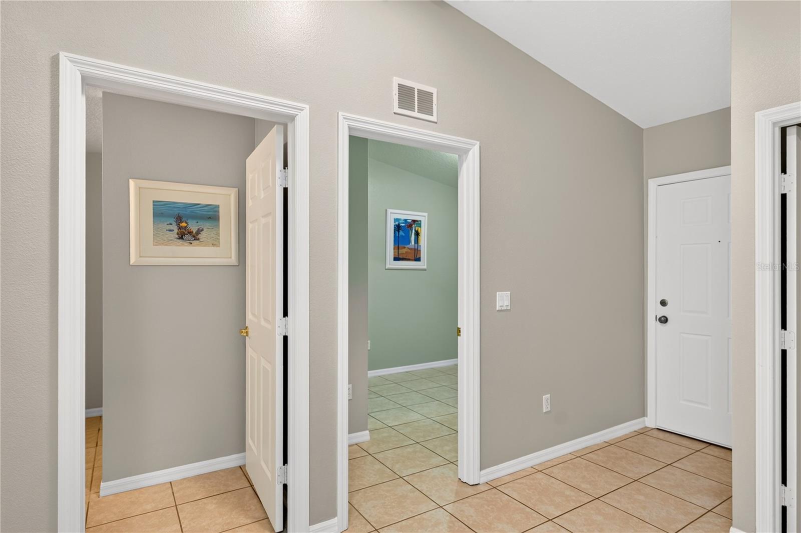 8831 Grand Palms Cir, Apt B Property Photo 10