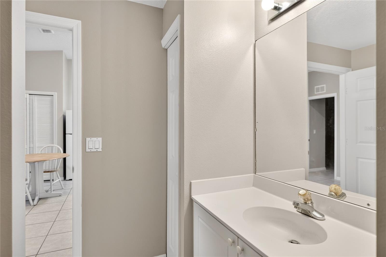 8831 Grand Palms Cir, Apt B Property Photo 28