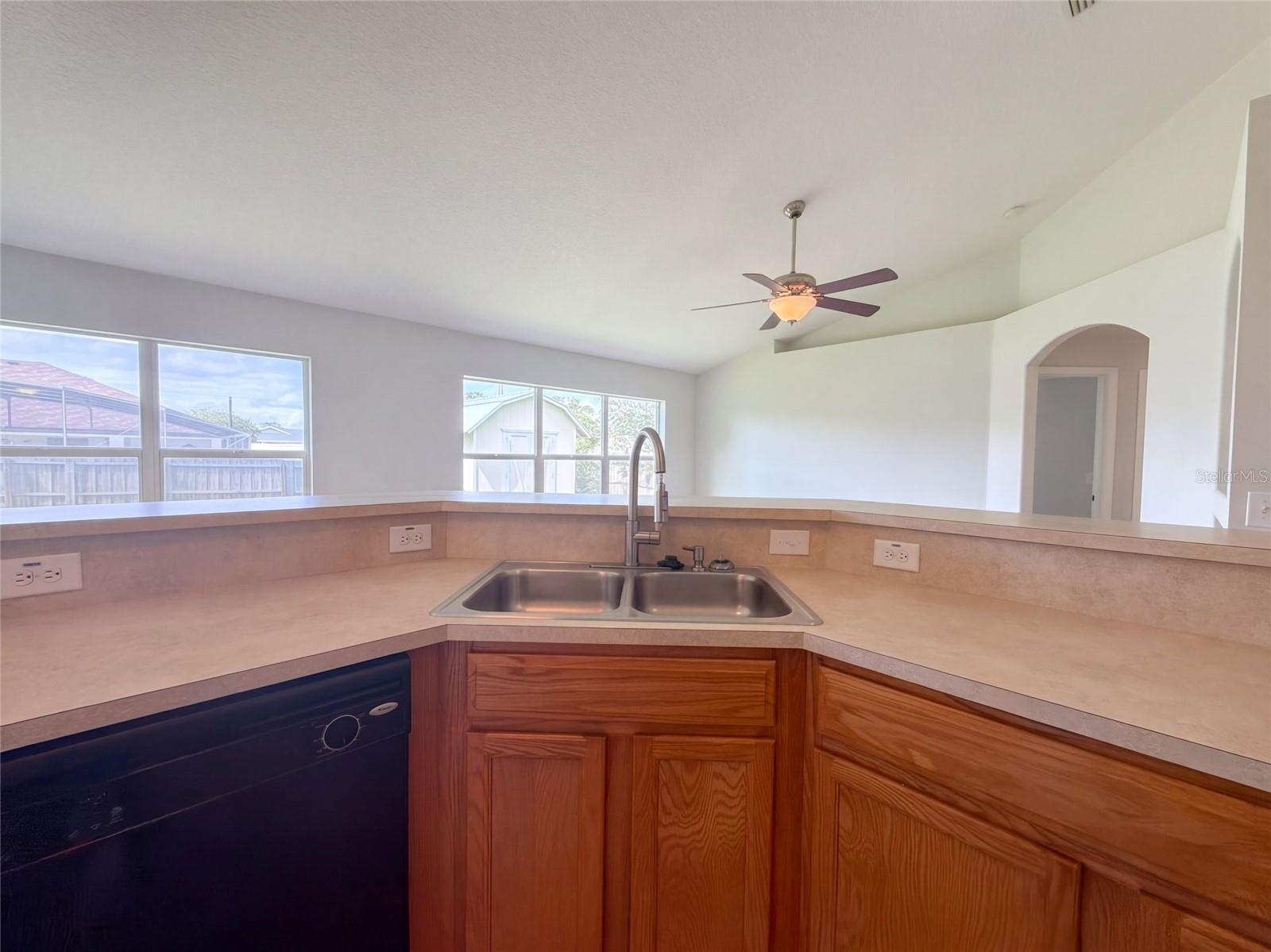 2062 Dalton Ave Property Photo 8