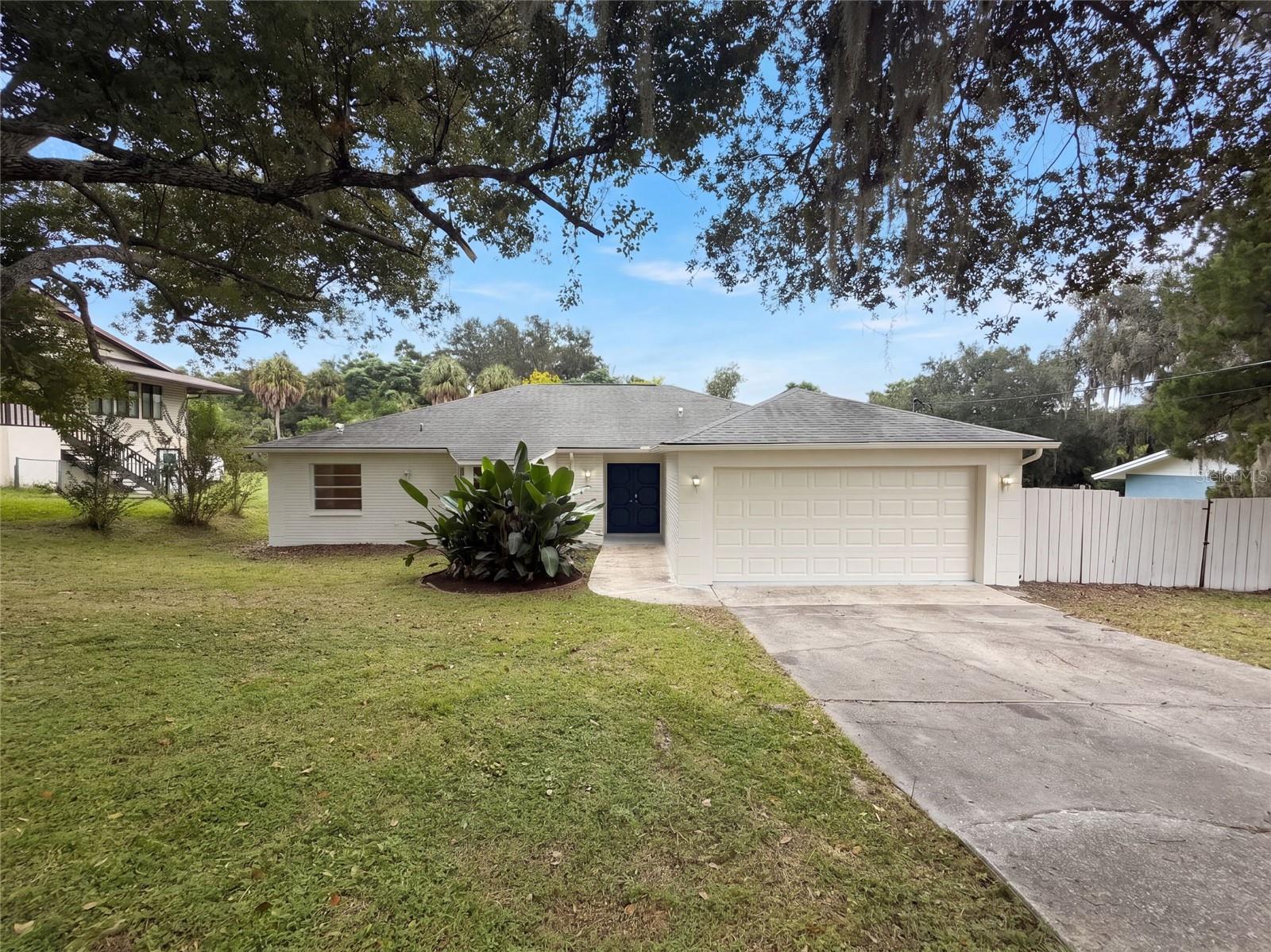 12054 Joe Herrmann Dr Property Photo 1