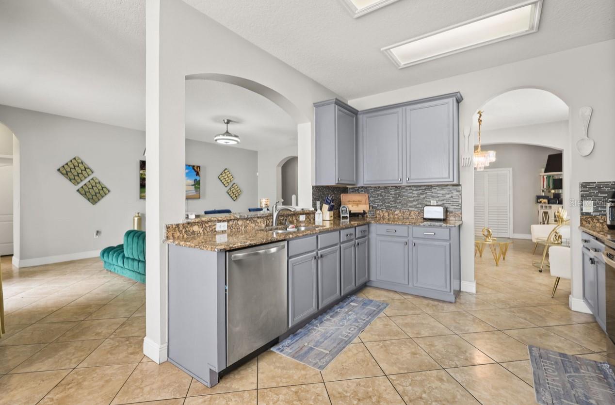 12657 Iris Lake Dr Property Photo 18