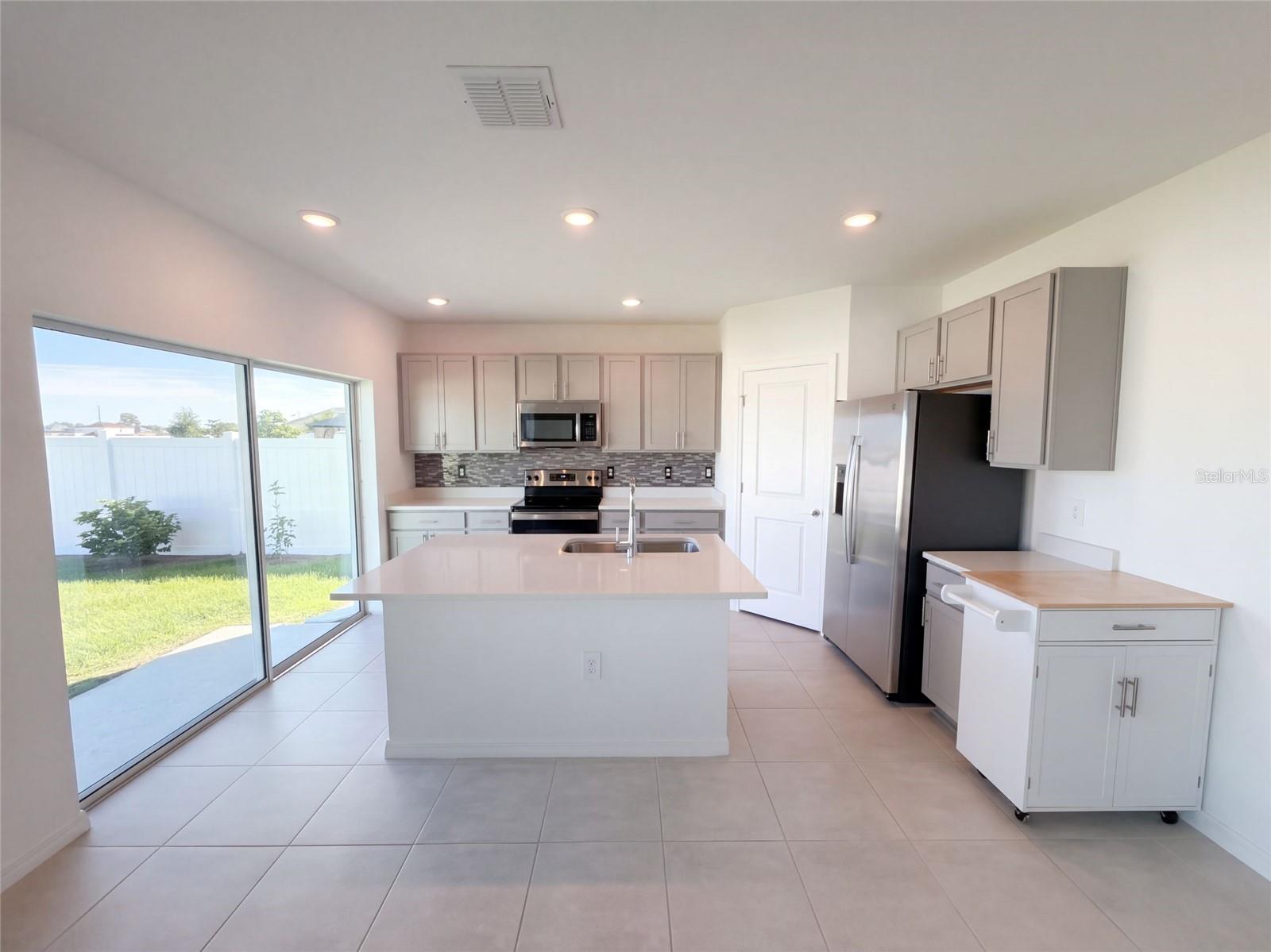 124 Citrine Loop Property Photo 2