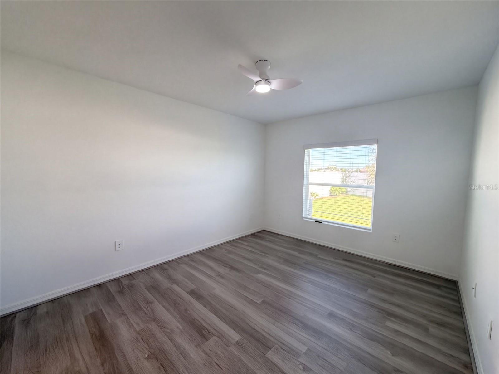 124 Citrine Loop Property Photo 4