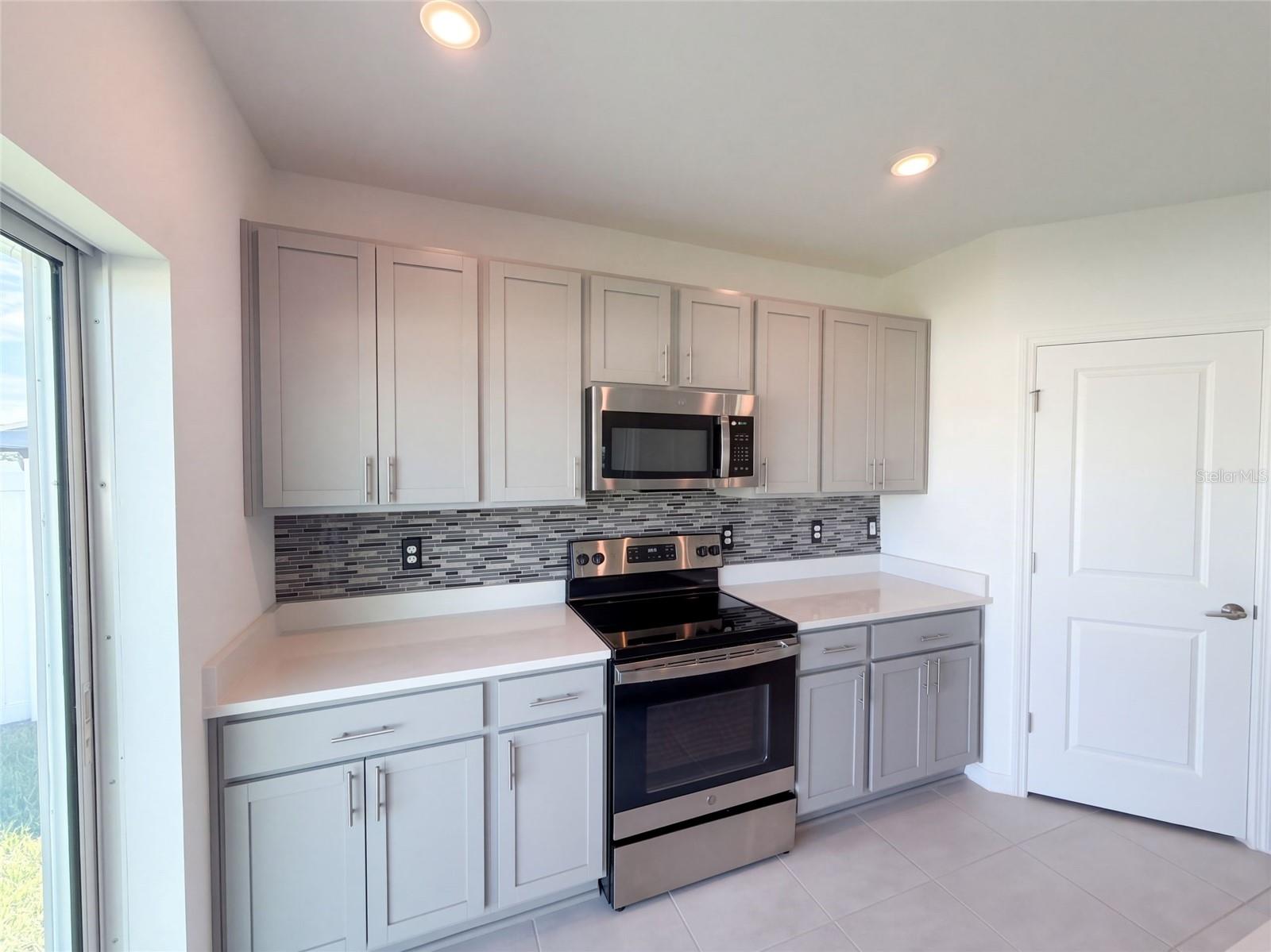 124 Citrine Loop Property Photo 7