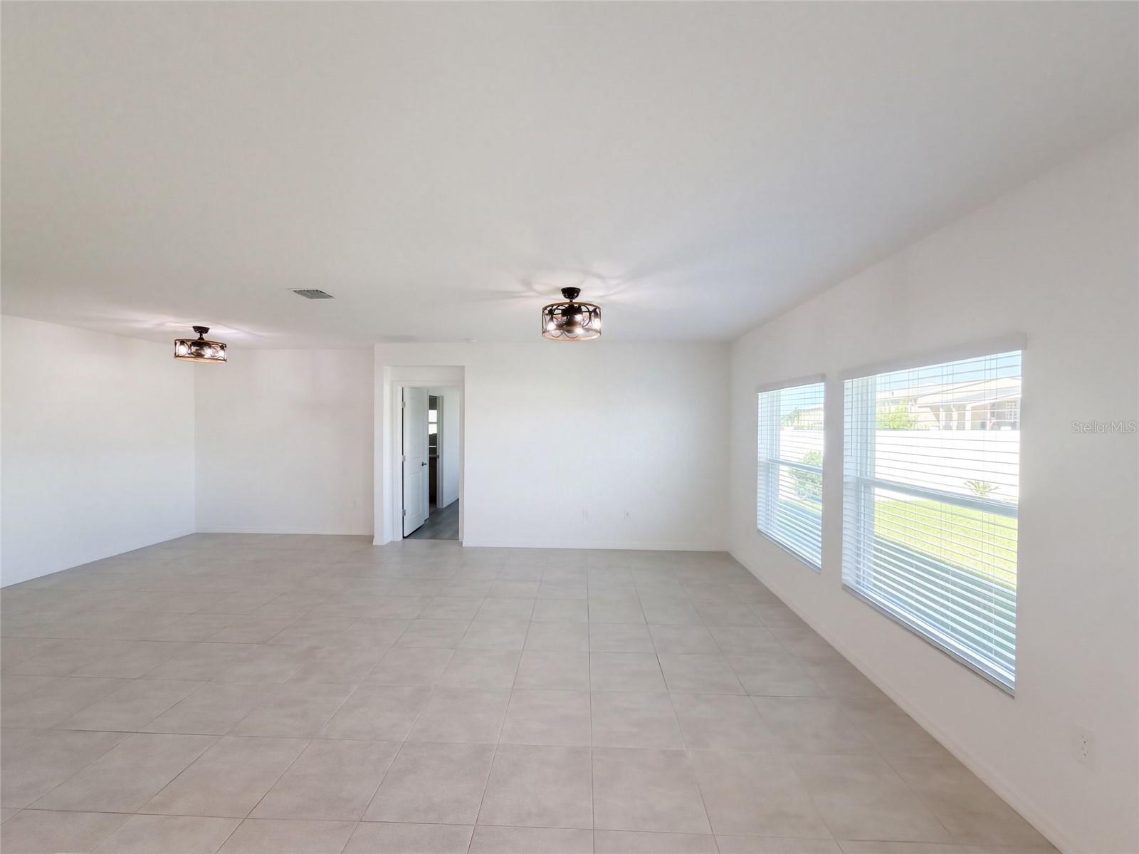 124 Citrine Loop Property Photo 10