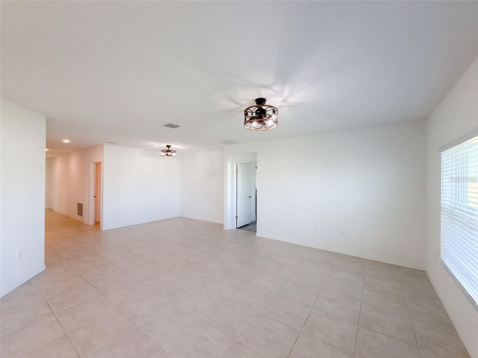 124 Citrine Loop Property Photo 12