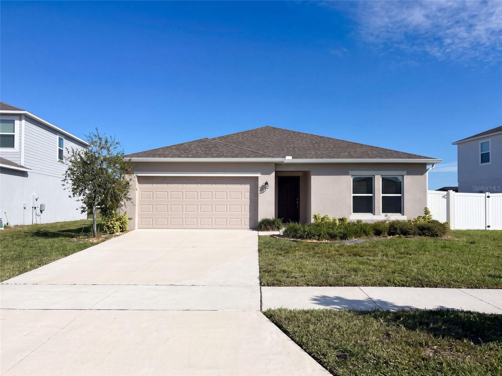 124 Citrine Loop Property Photo 38