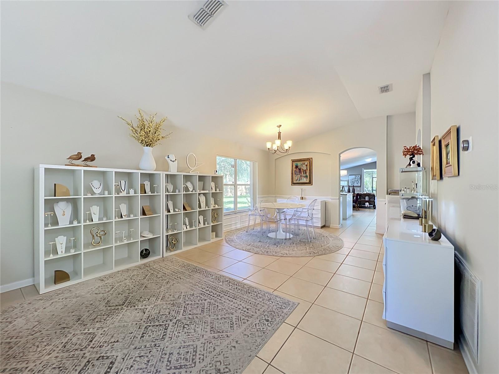3315 Flamborough Dr Property Photo 17