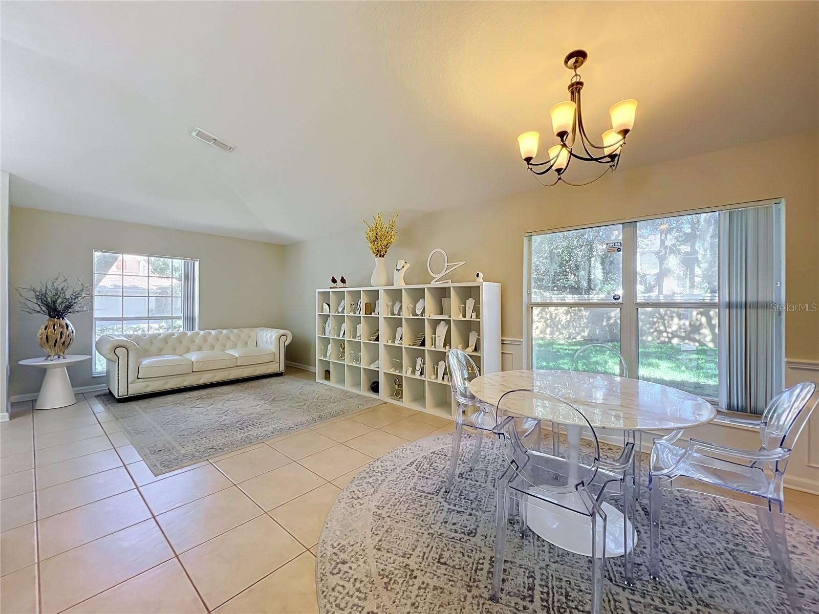 3315 Flamborough Dr Property Photo 24