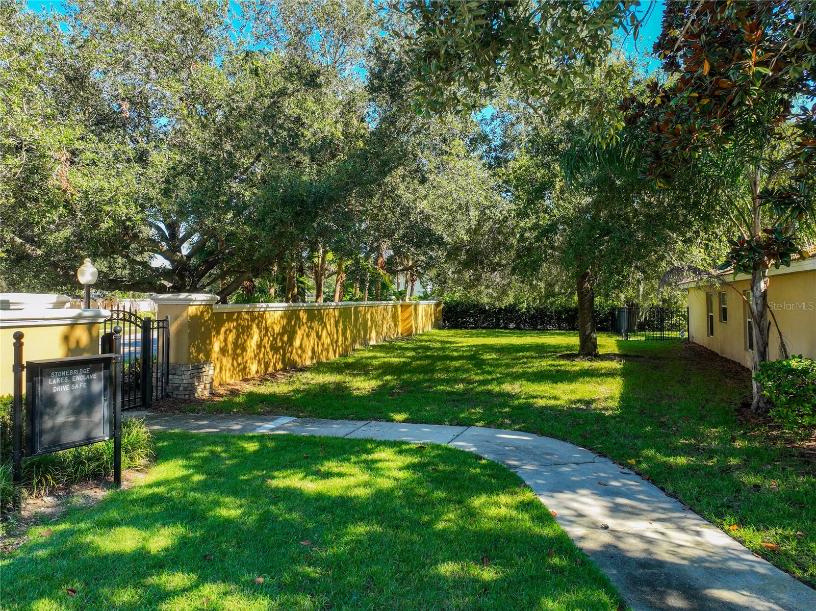3315 Flamborough Dr Property Photo 90