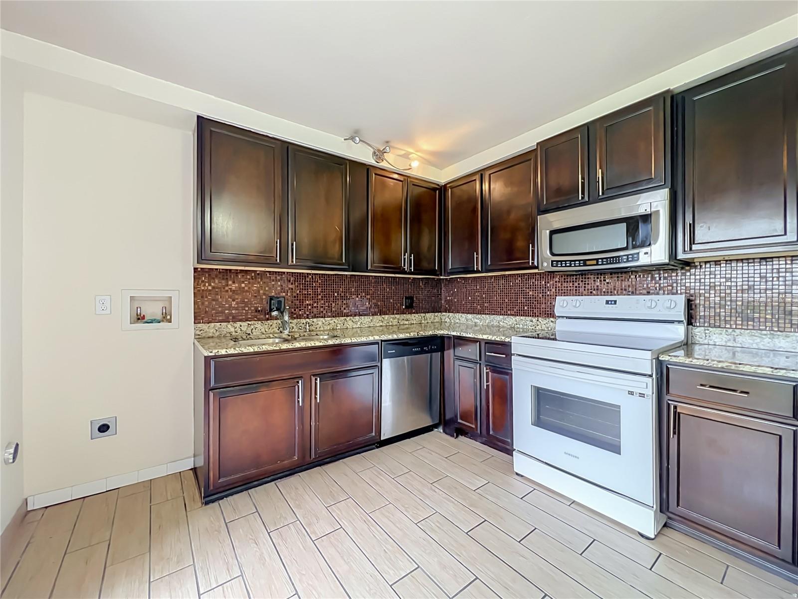 5885 Dahlia Dr #103 Property Photo 8