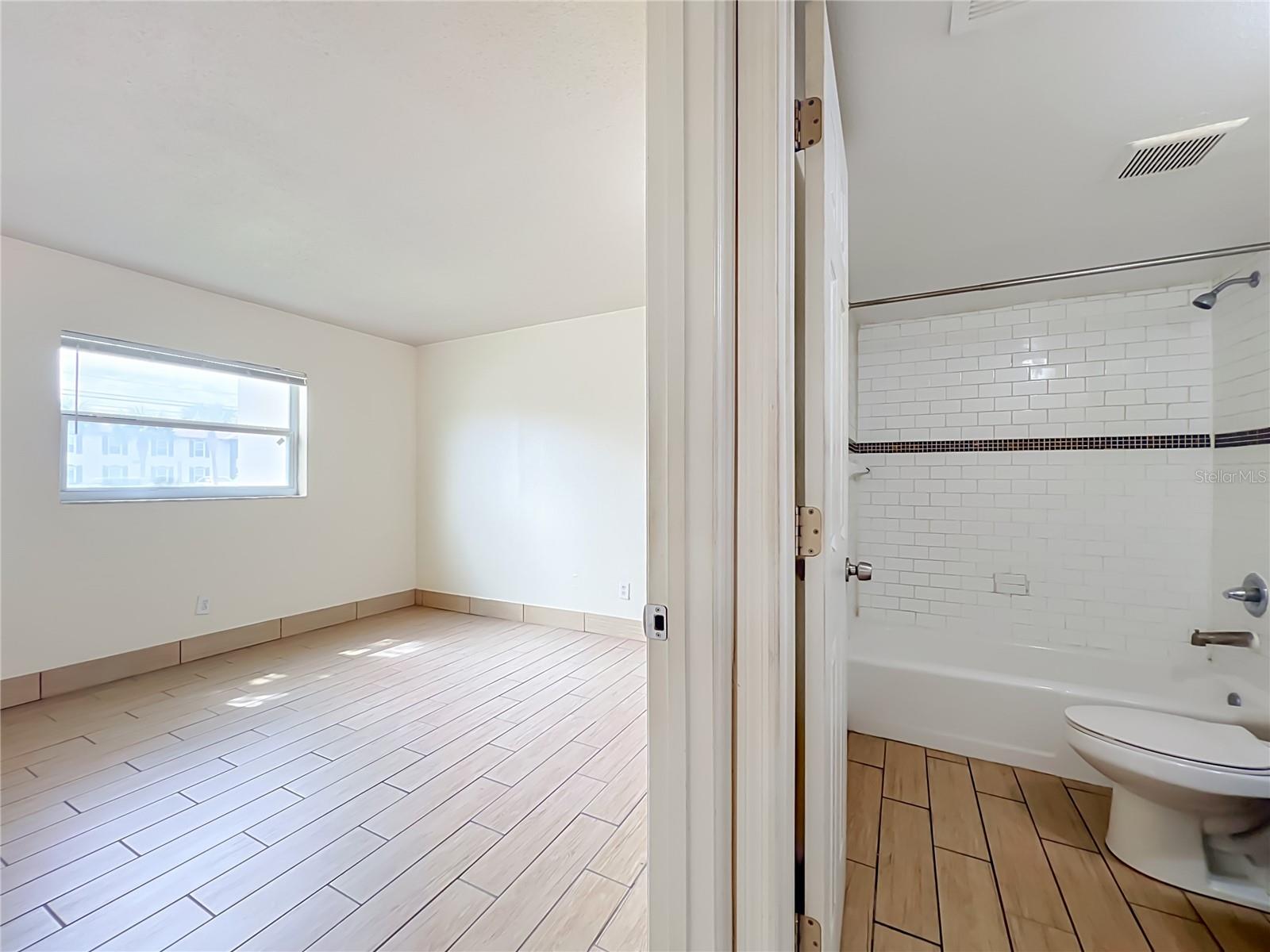 5885 Dahlia Dr #103 Property Photo 16