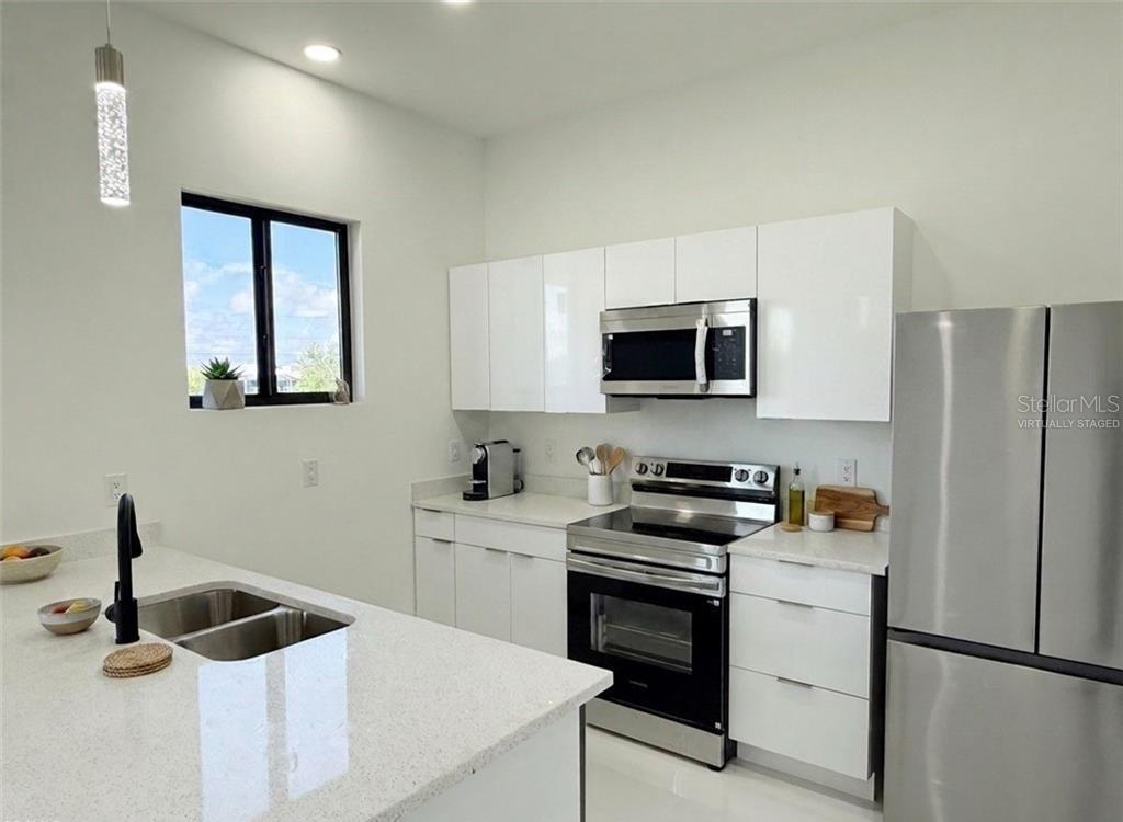 4238 Nw 34th Ter Property Photo 10