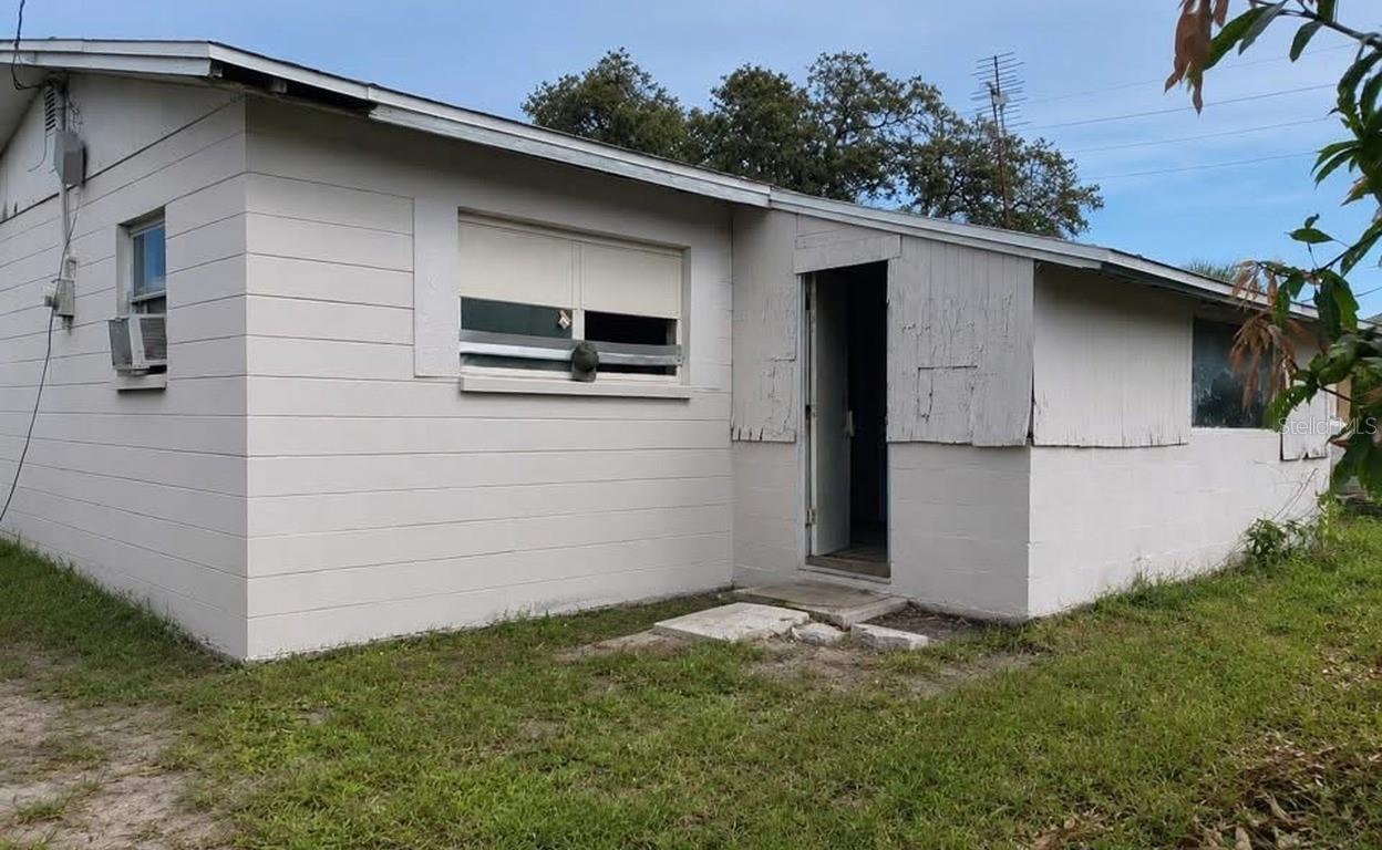 1781 Southland Ave Property Photo 1