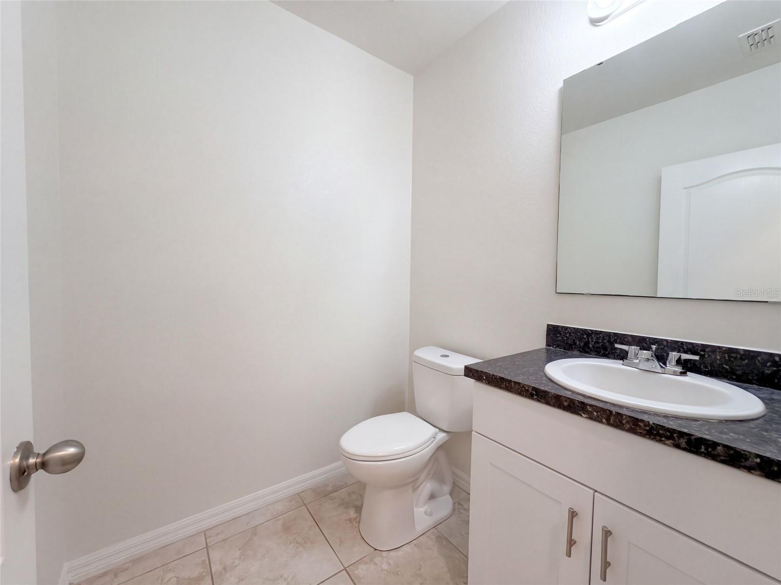 370 Hyacinth St Property Photo 14