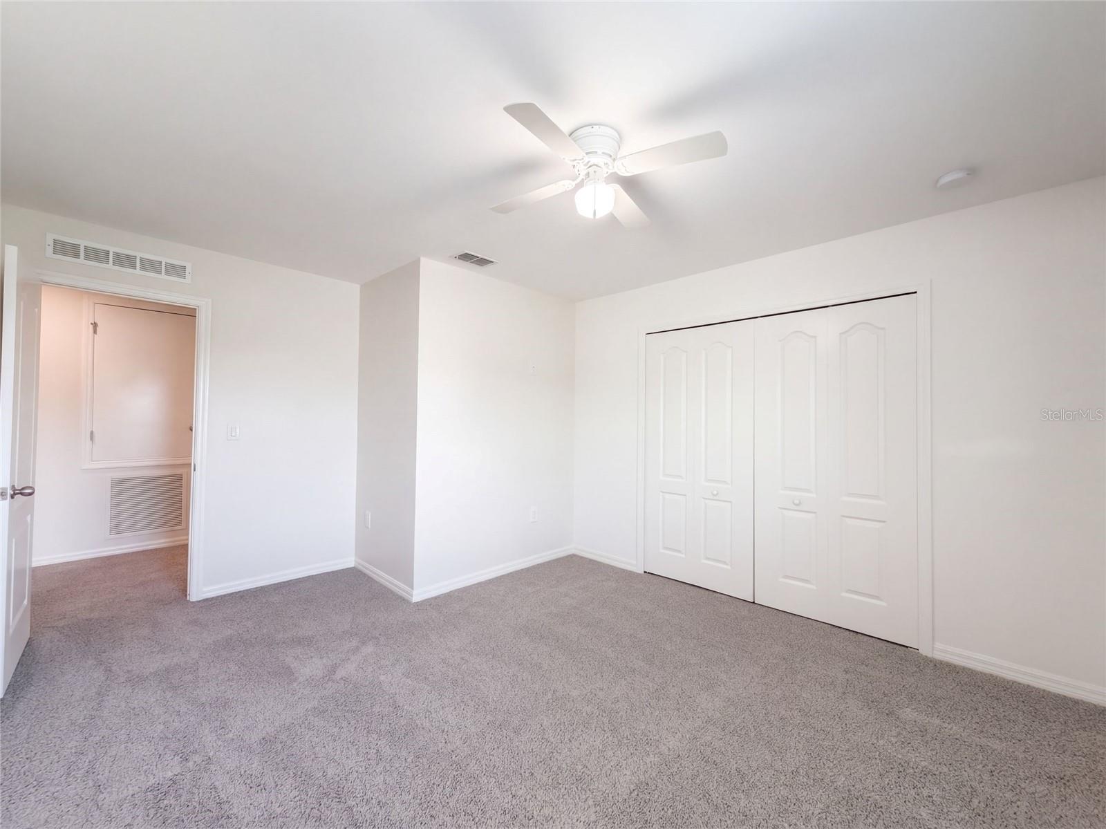 370 Hyacinth St Property Photo 33