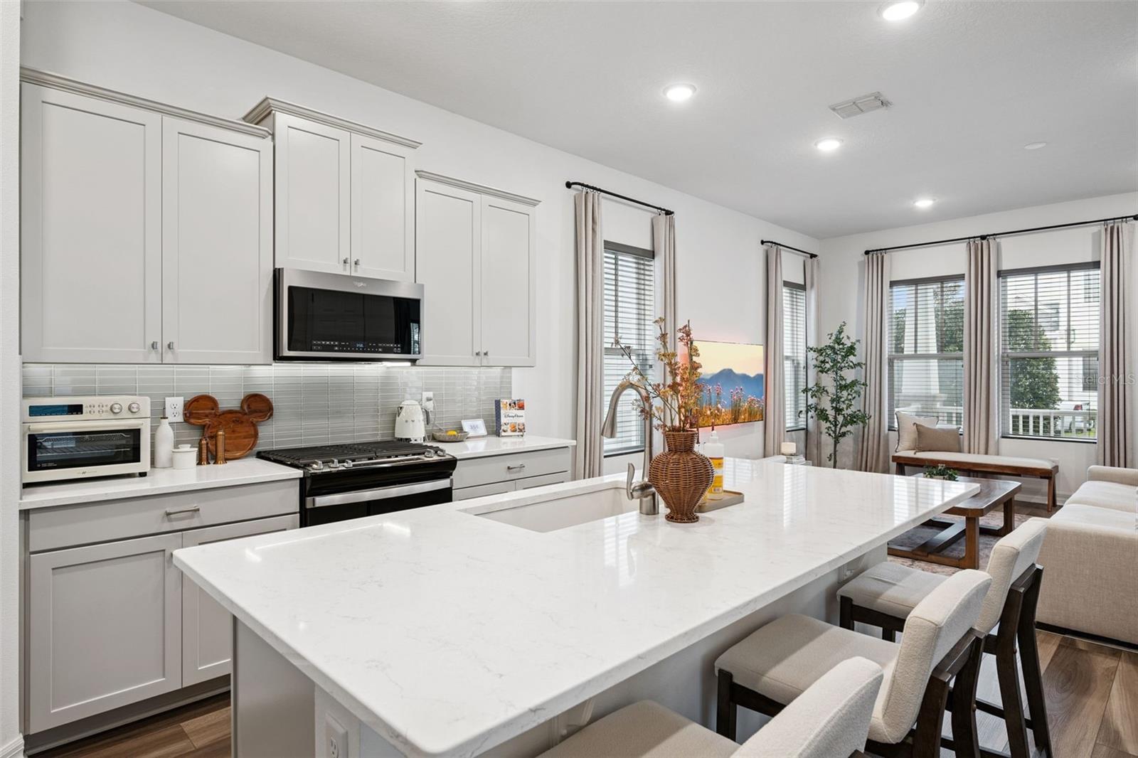 7313 Tidepool Pl Property Photo 11