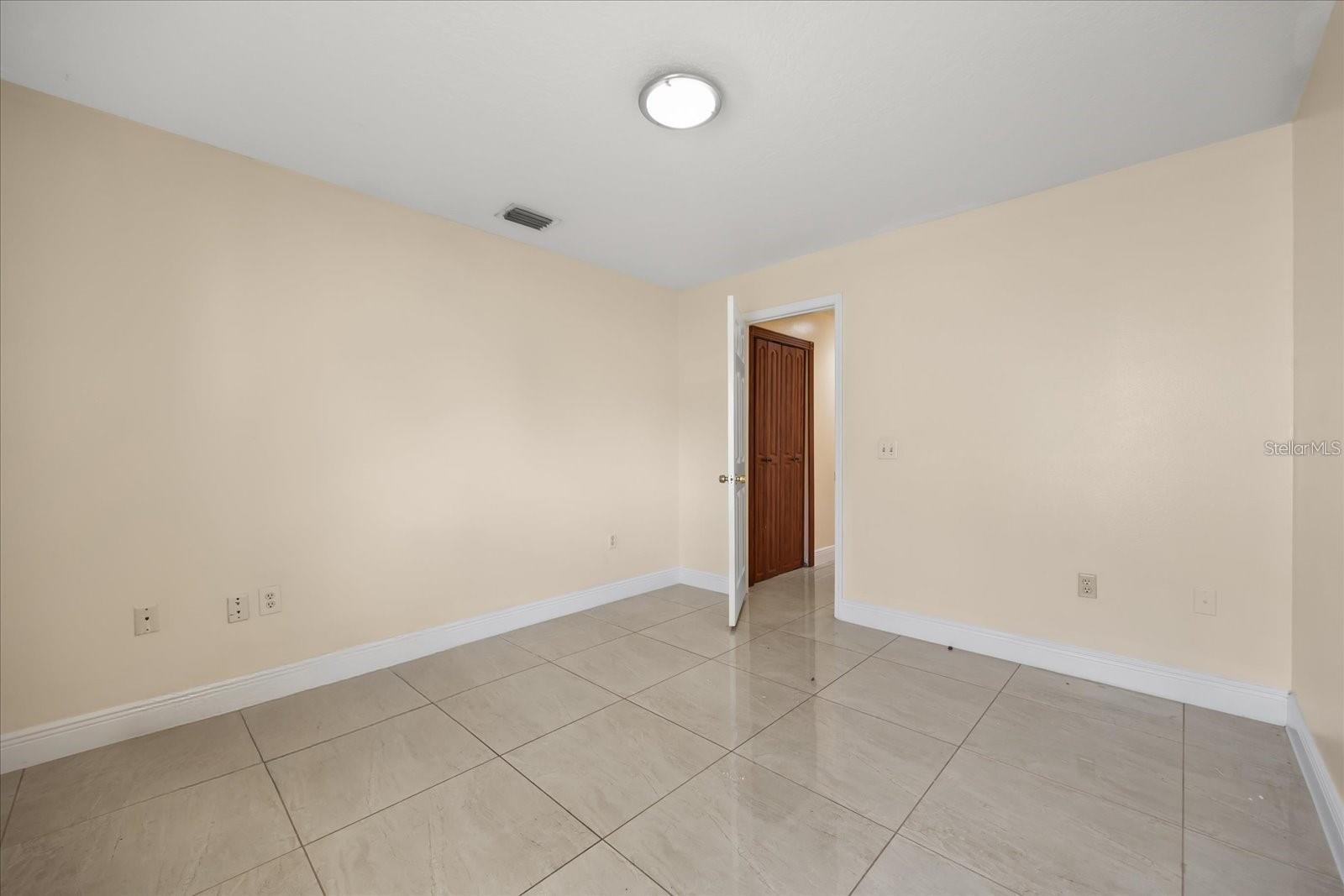 1376 Shelter Rock Rd Property Photo 15