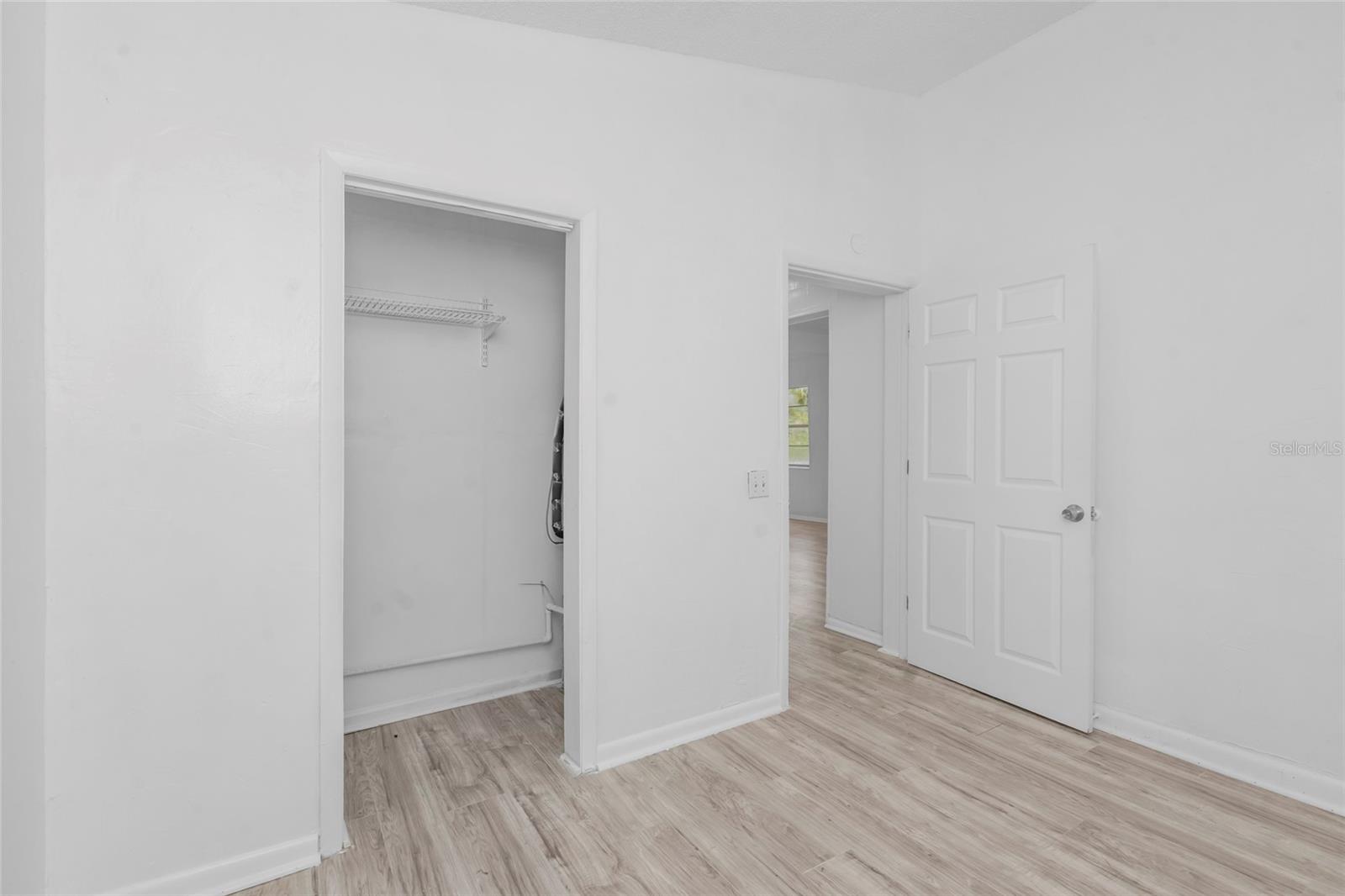 8021 N Edison Ave Property Photo 15