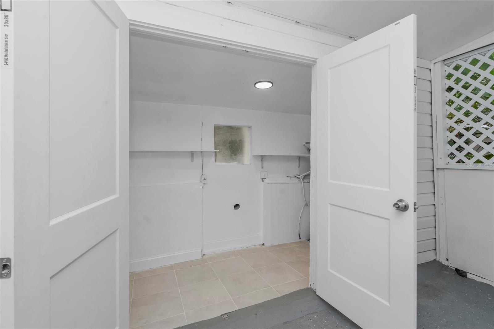 8021 N Edison Ave Property Photo 21