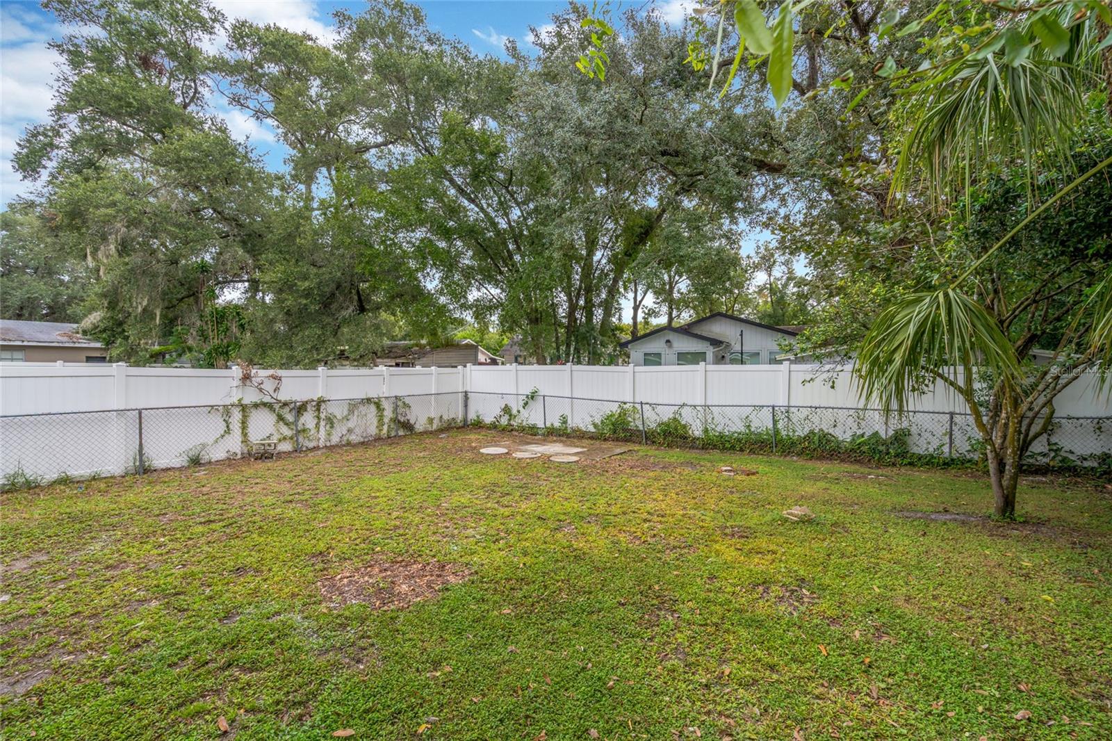 8021 N Edison Ave Property Photo 25