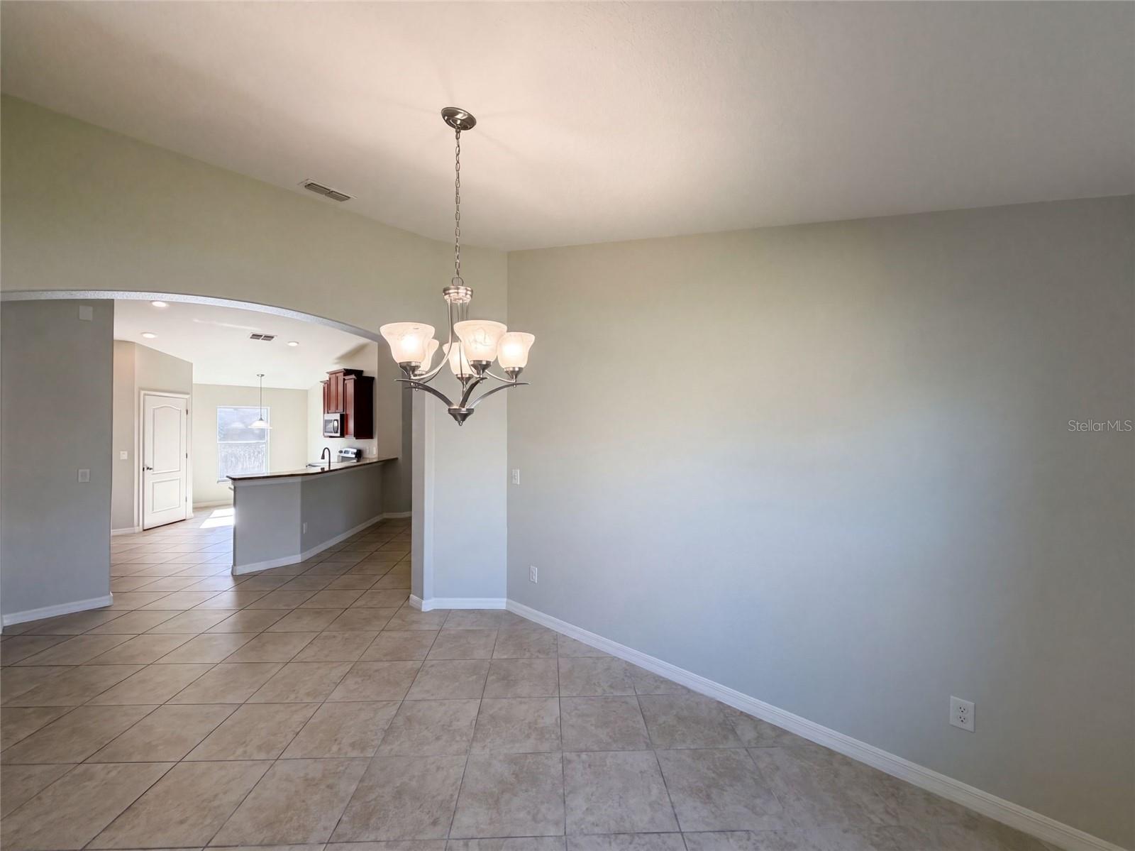 10080 Tolman Dr Property Photo 5