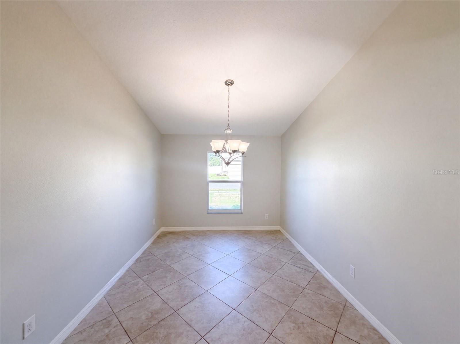 10080 Tolman Dr Property Photo 14