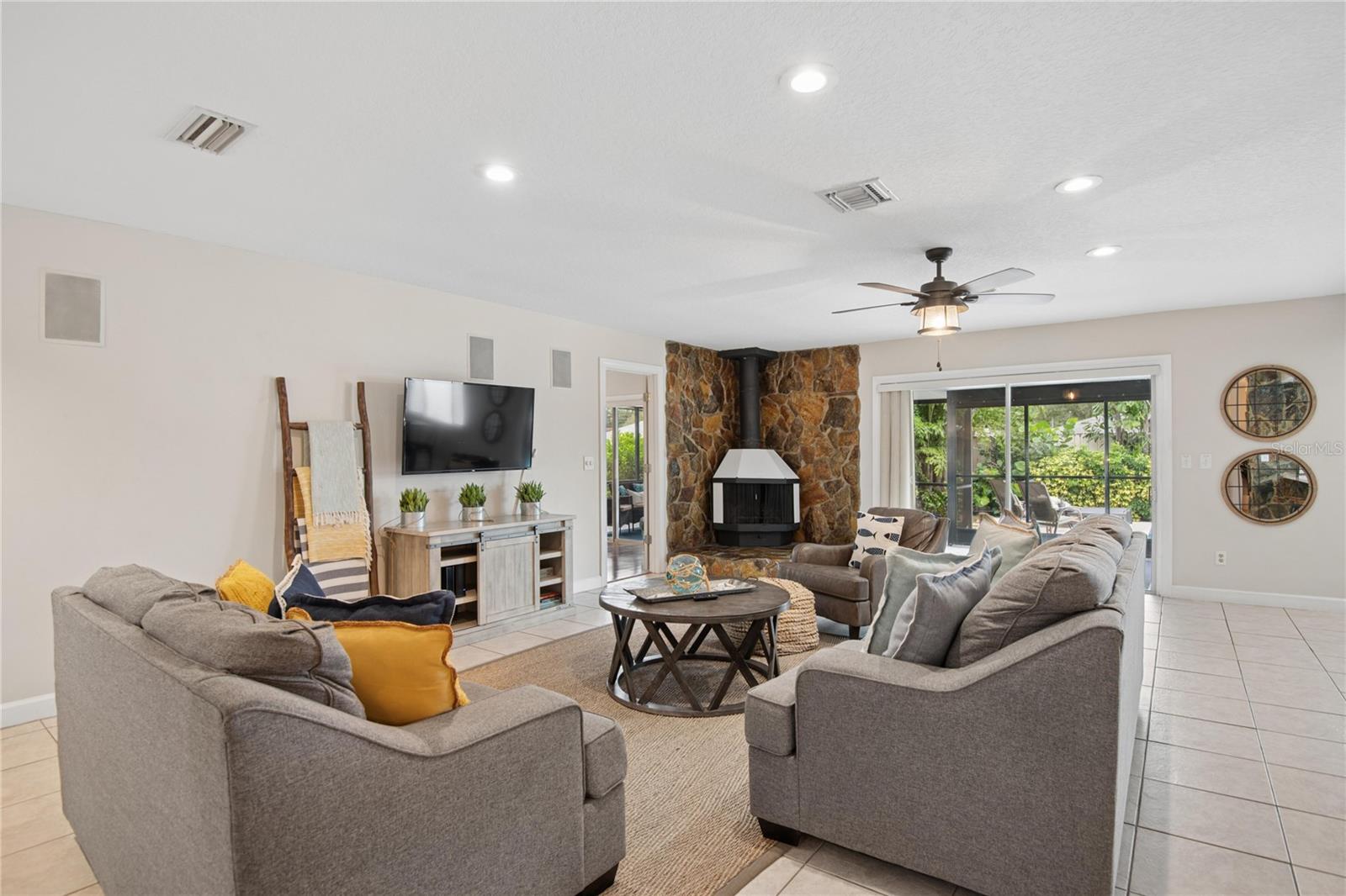 13511 Rustic Pines Blvd S Property Photo 10