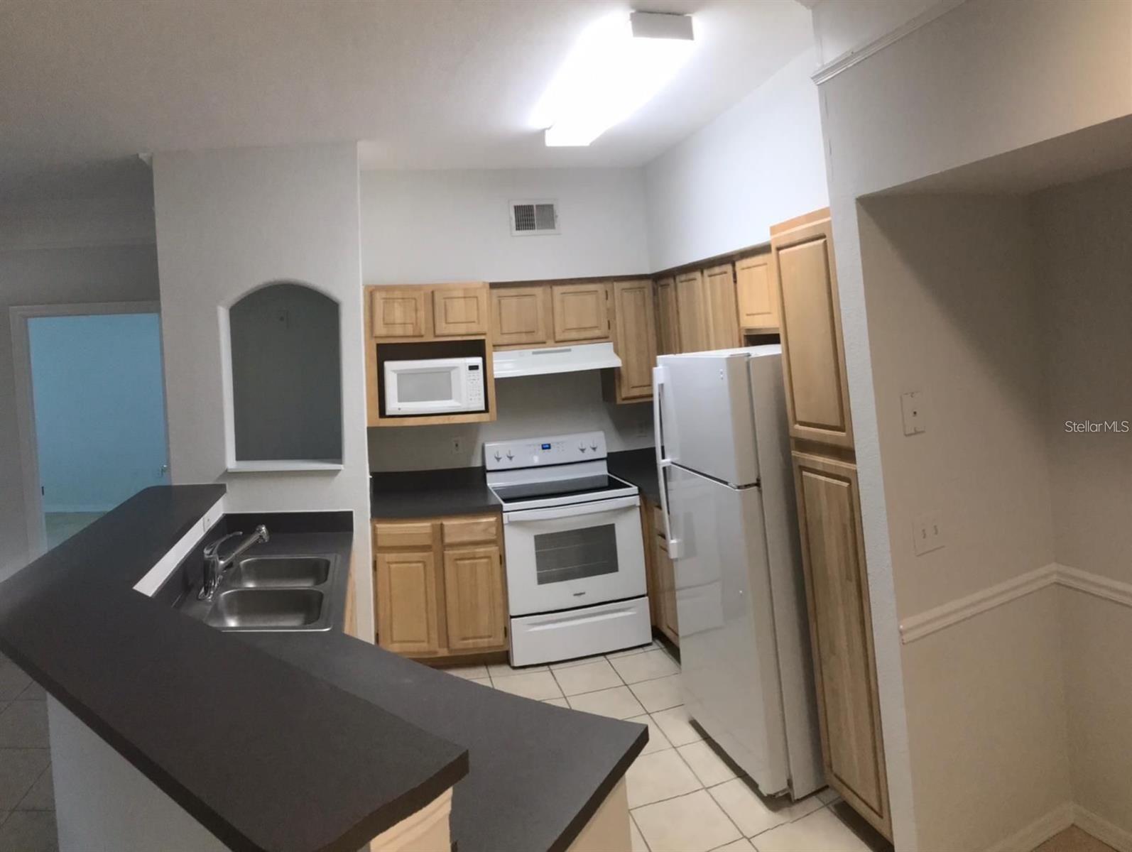 6627 Queens Borough Ave #108 Property Photo 5