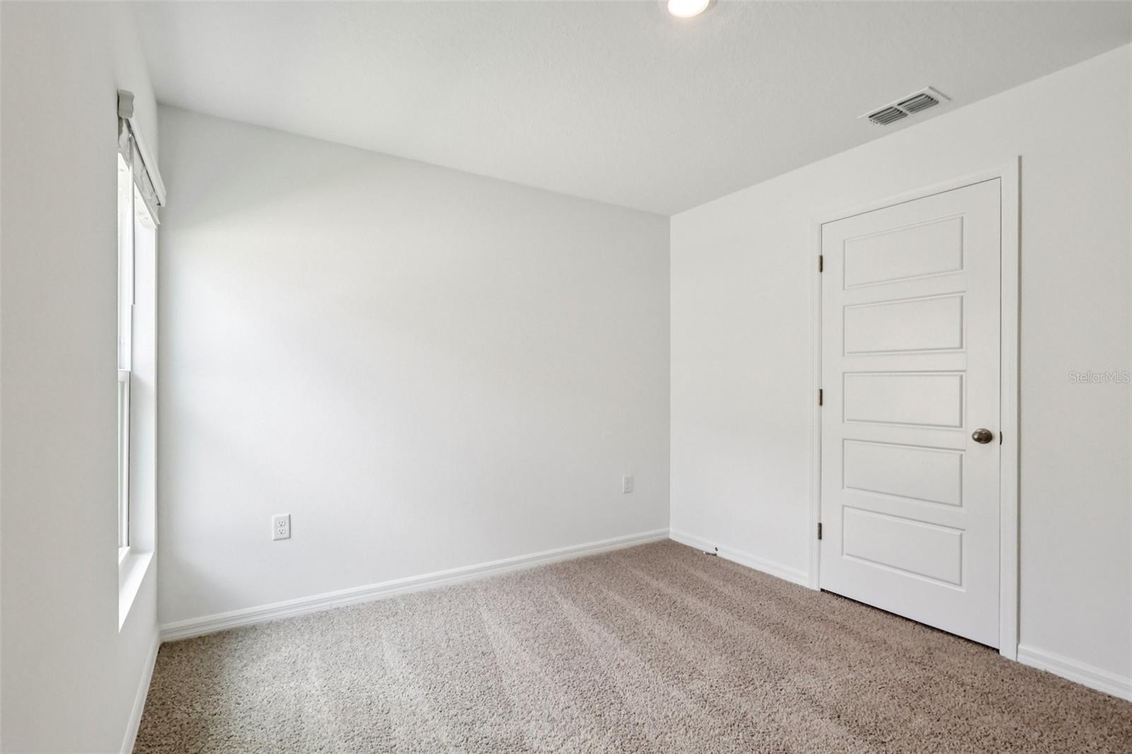 1158 Amber Waves Ct Property Photo 16