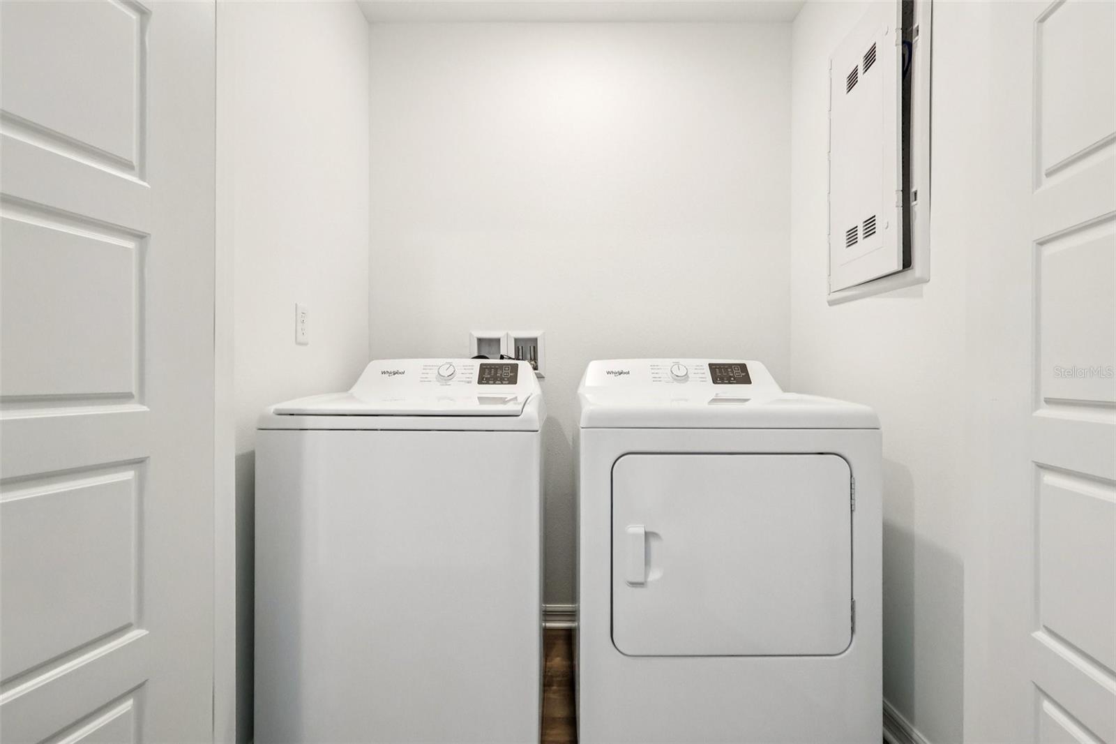 1158 Amber Waves Ct Property Photo 22