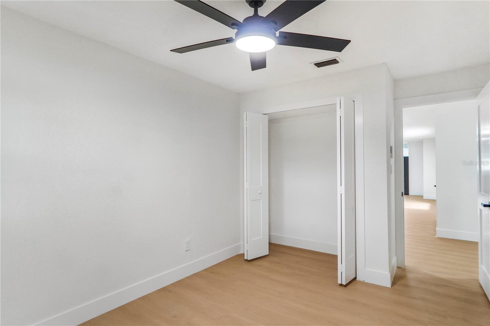 219 Sheridan Ave Property Photo 28
