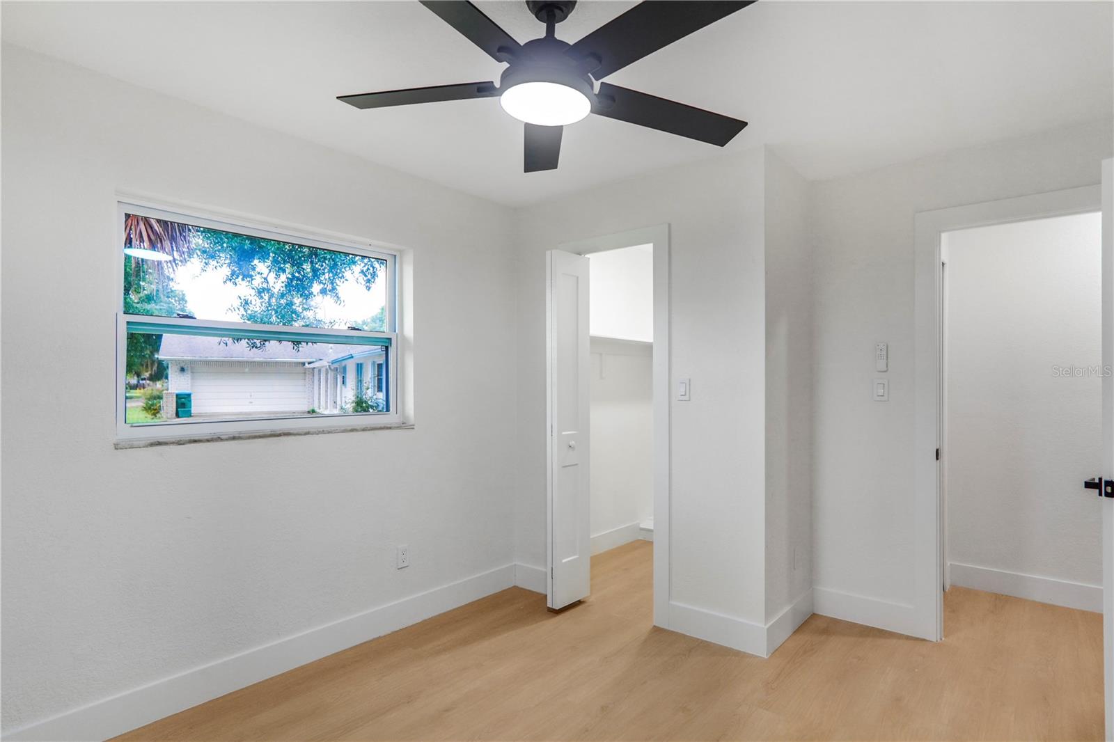 219 Sheridan Ave Property Photo 34