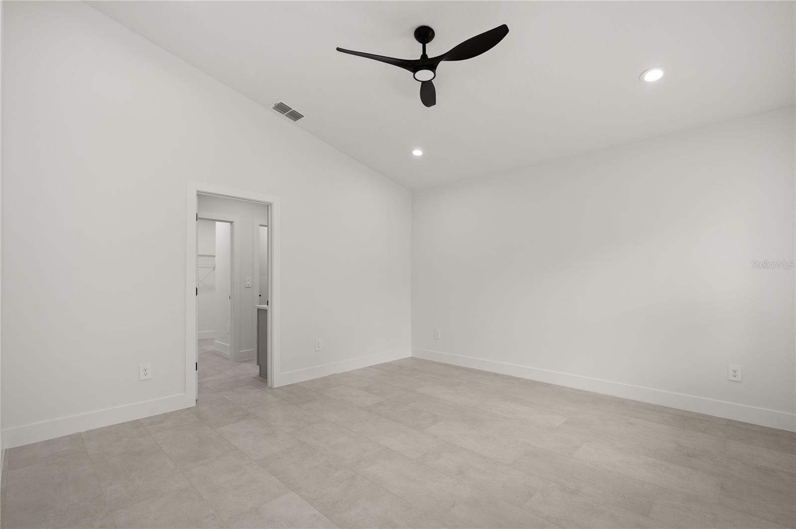 1186 7th St Property Photo 26