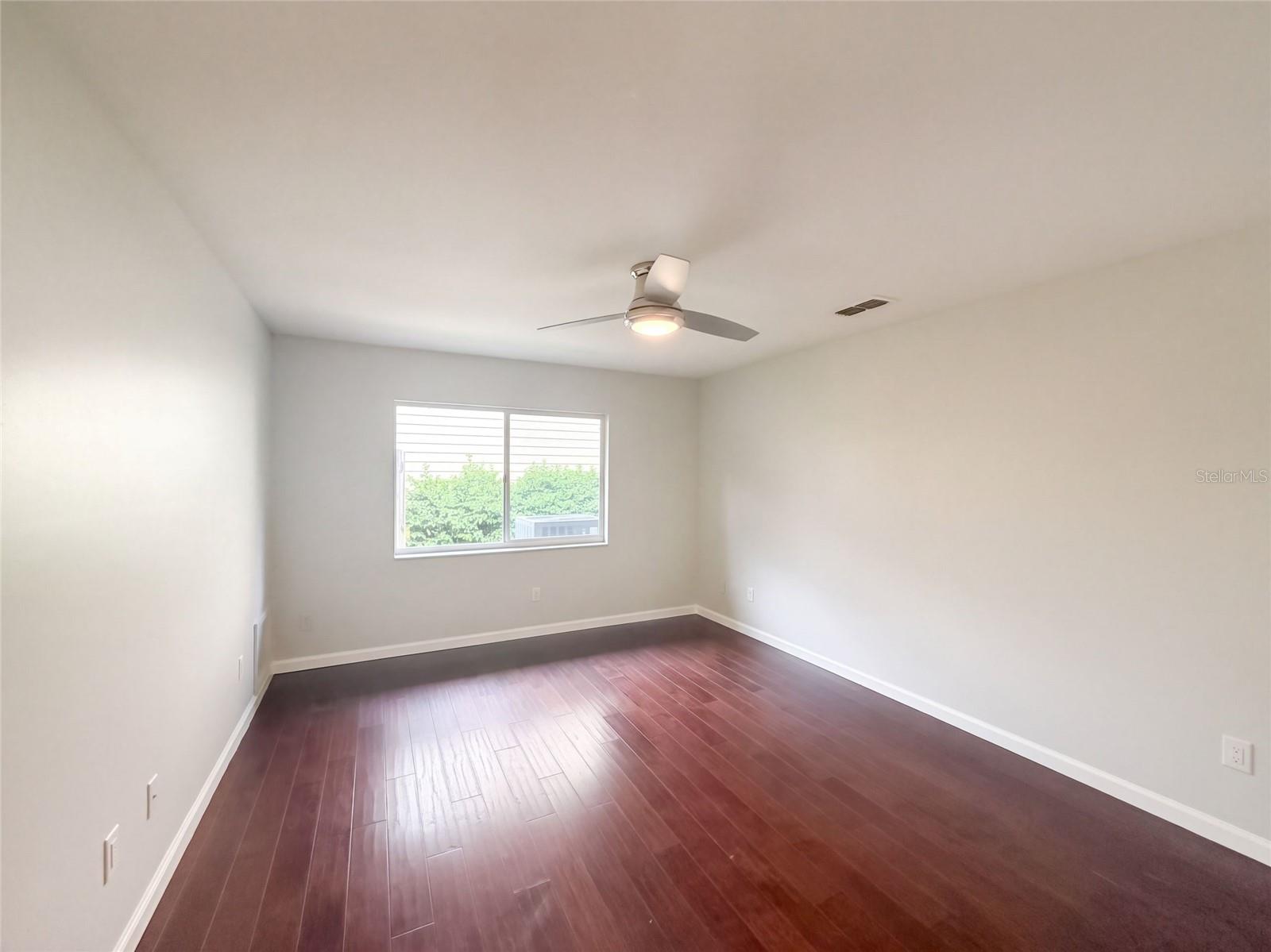 455 Longmeadow Ln Property Photo 16