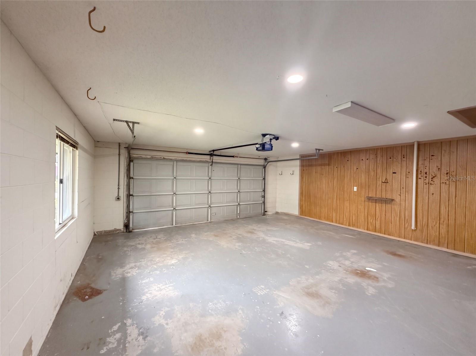 455 Longmeadow Ln Property Photo 28