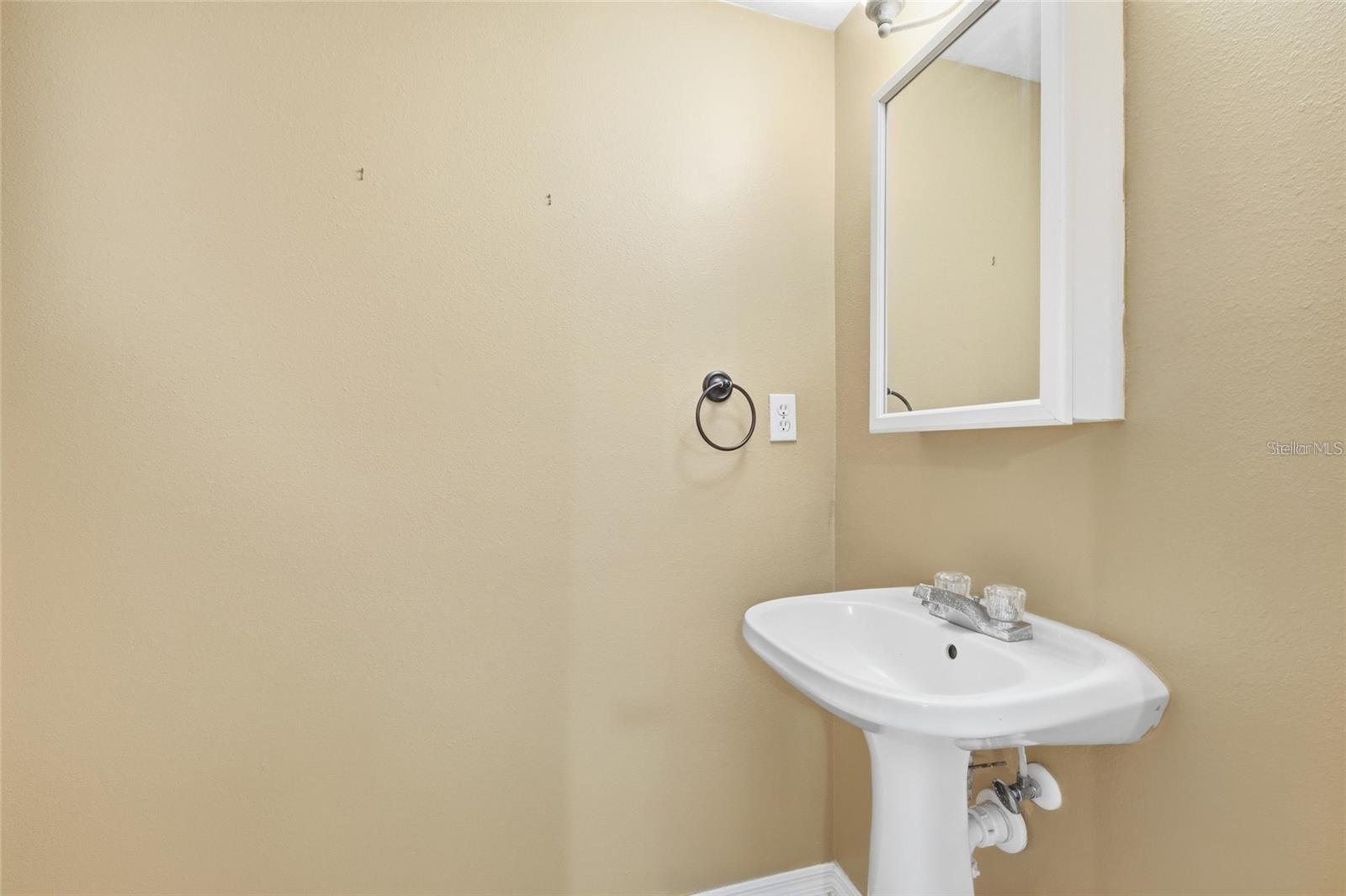 6998 Woodlake Dr Property Photo 14