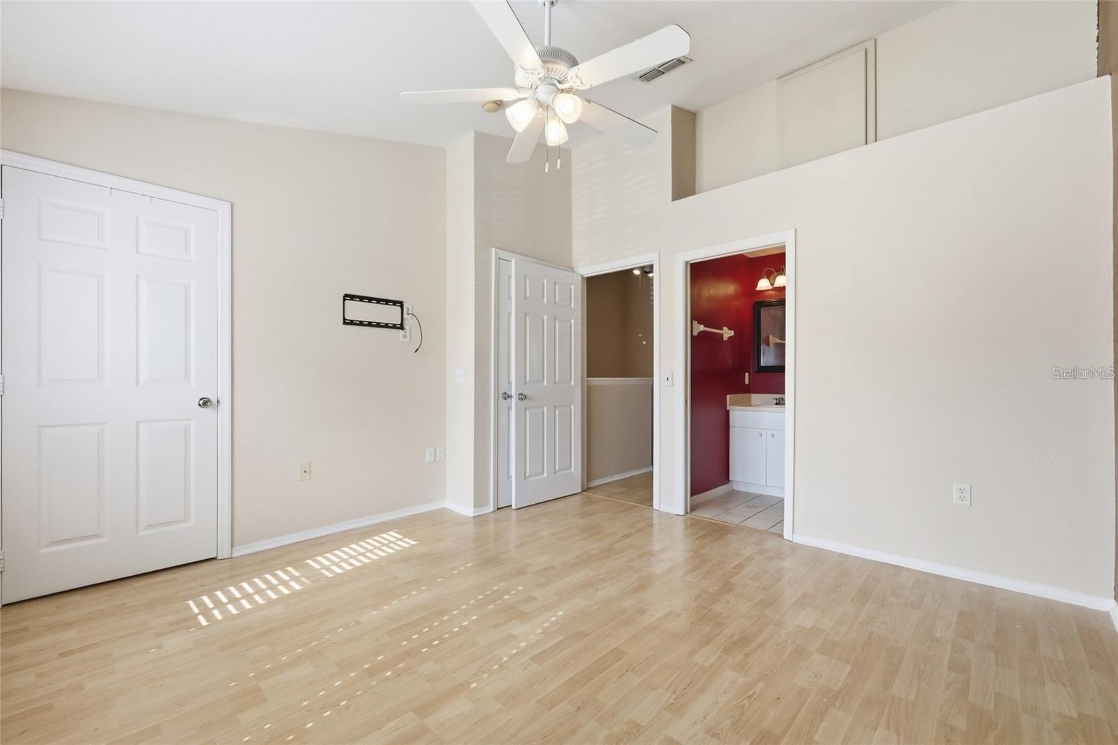 6998 Woodlake Dr Property Photo 21