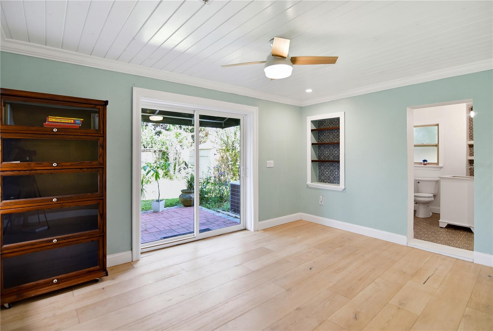1611 Chestnut Ave Property Photo 24