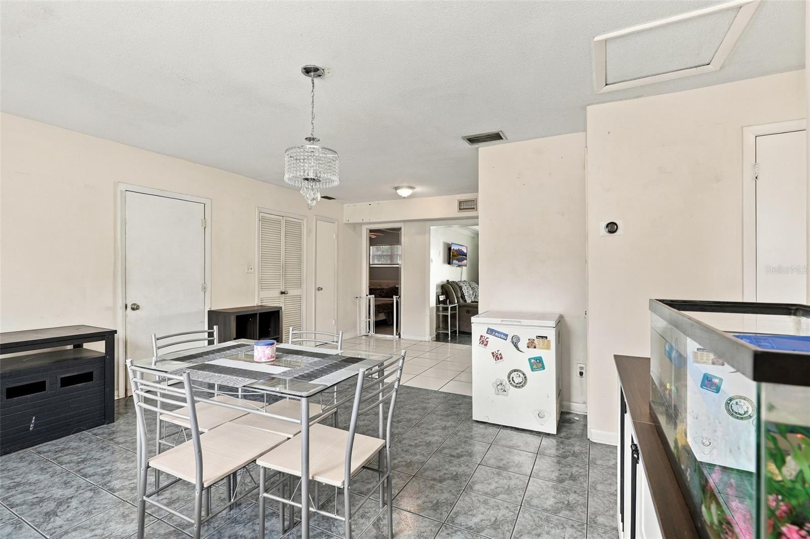 631 Jasmine Rd Property Photo 10